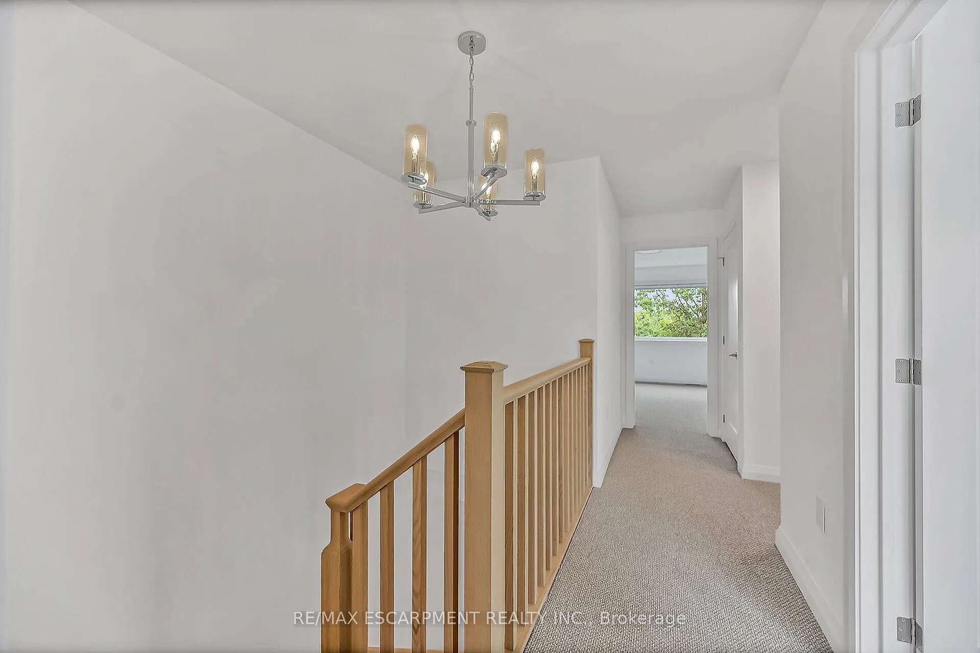 Photo 38 of 385 Limeridge Road E, Hamilton, Bruleville — HOMEH