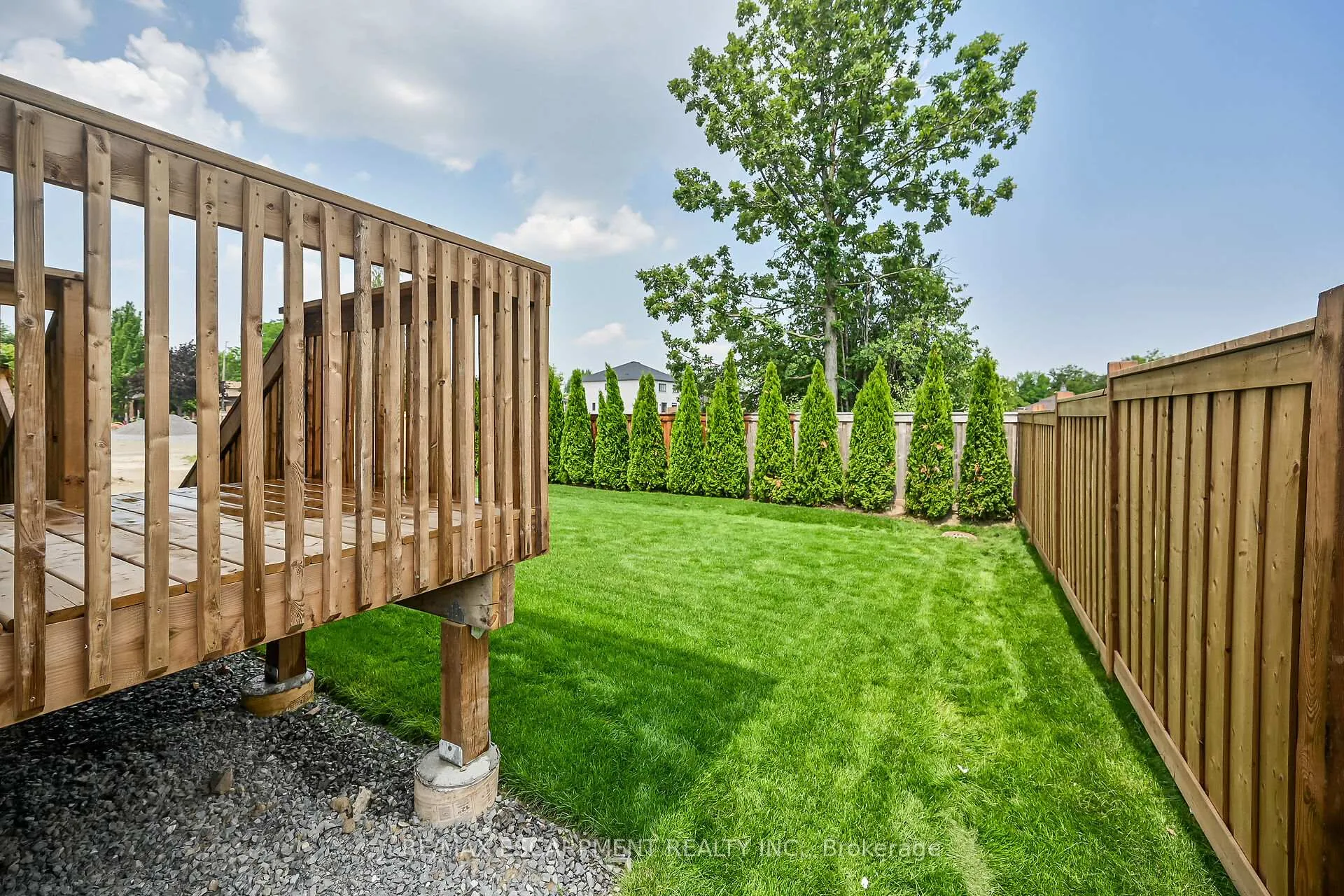 Photo 39 of 385 Limeridge Road E, Hamilton, Bruleville — HOMEH