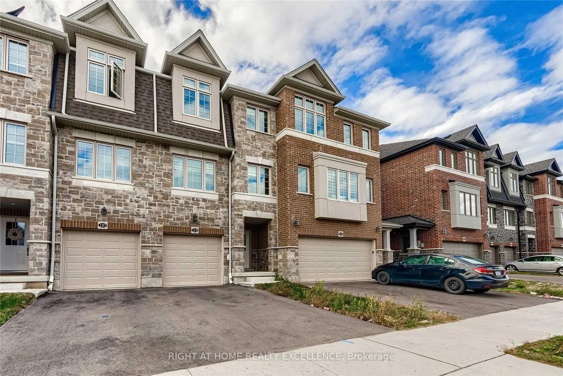 Photo 2 of 128 Ian Ormston Drive, Kitchener, Doon South — HOMEH
