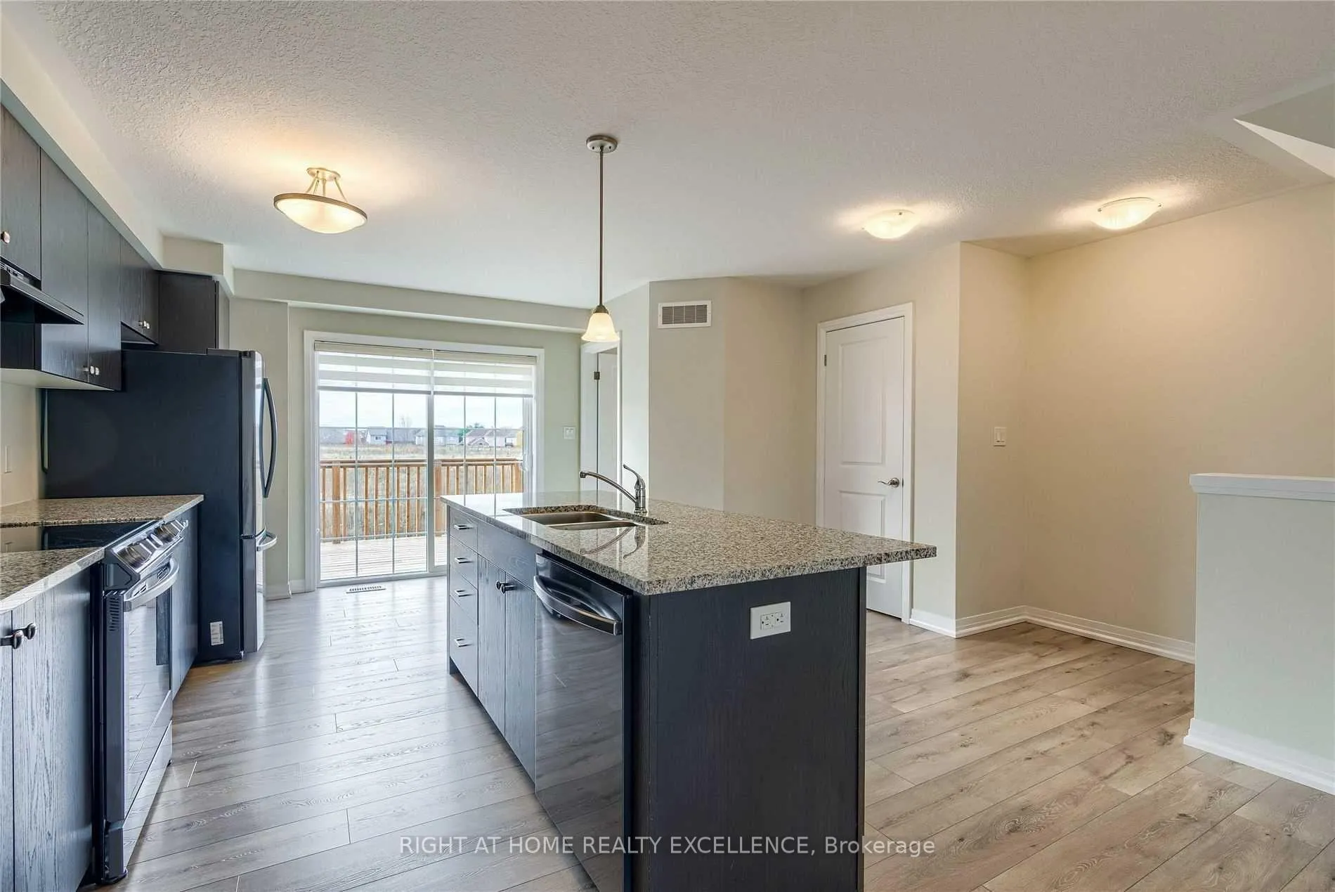 Photo 8 of 128 Ian Ormston Drive, Kitchener, Doon South — HOMEH