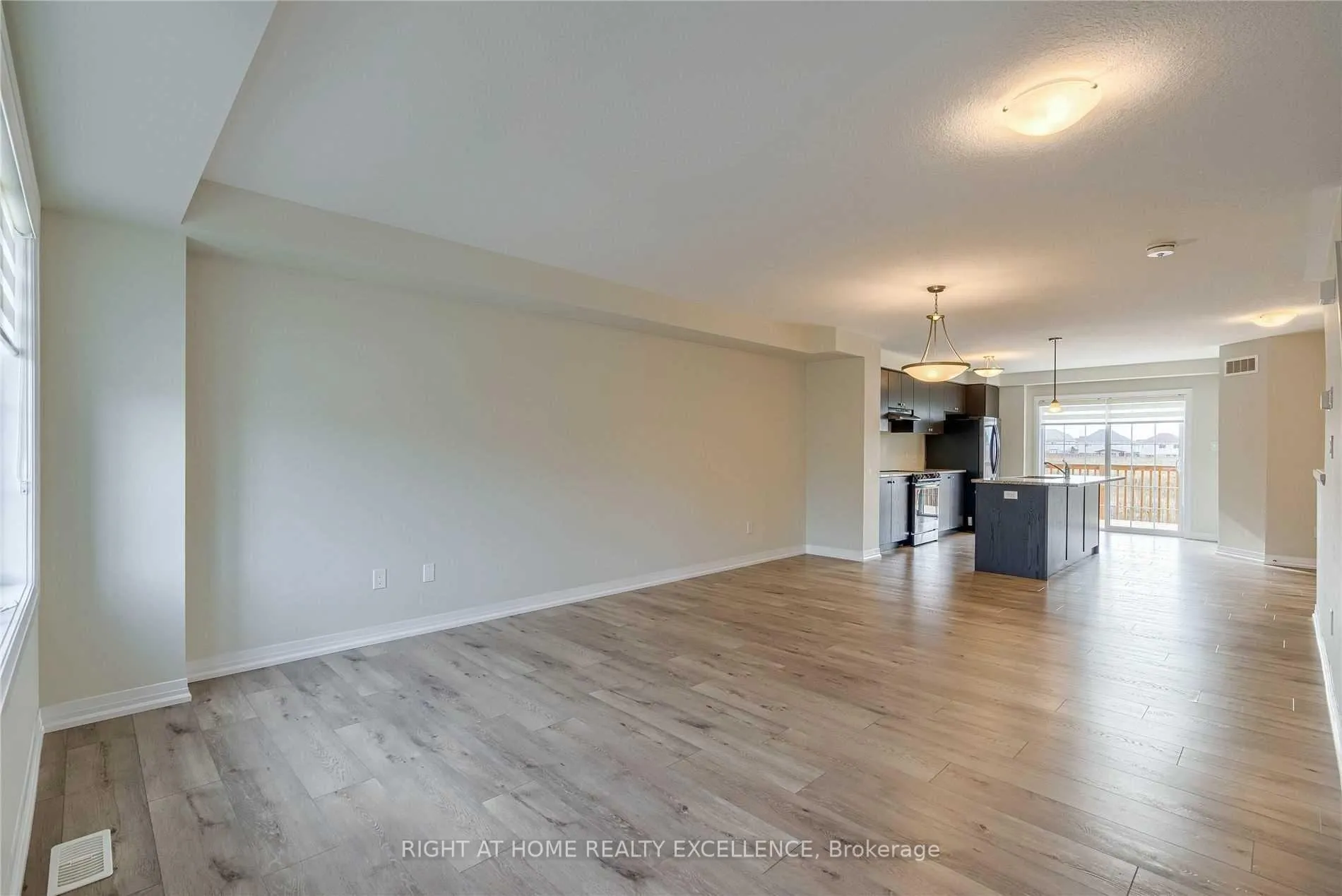 Photo 13 of 128 Ian Ormston Drive, Kitchener, Doon South — HOMEH