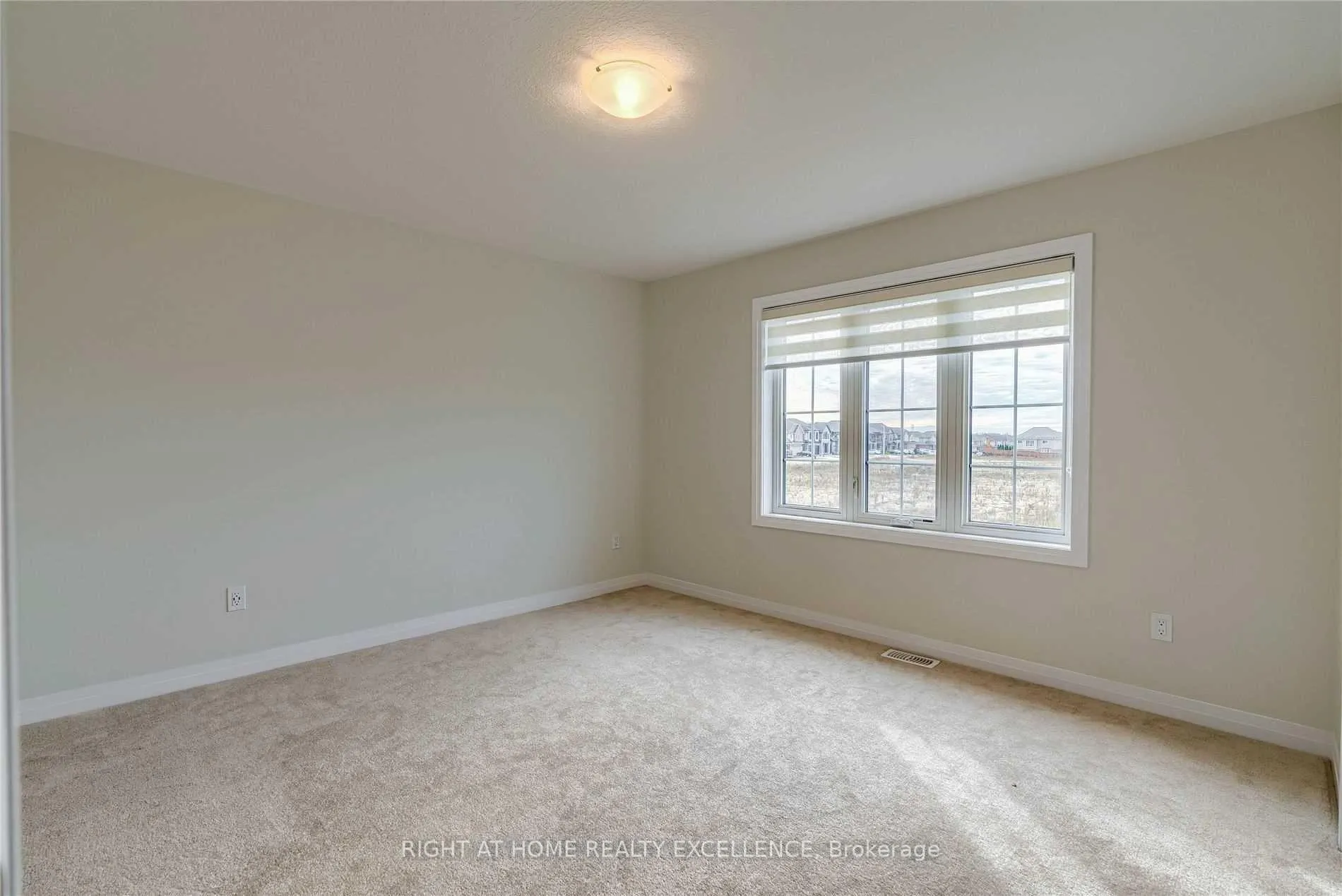 Photo 15 of 128 Ian Ormston Drive, Kitchener, Doon South — HOMEH