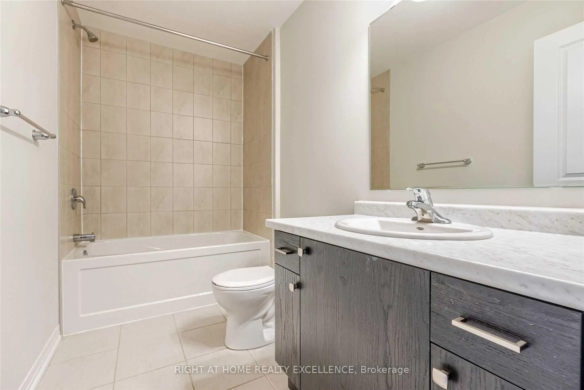 Photo 20 of 128 Ian Ormston Drive, Kitchener, Doon South — HOMEH