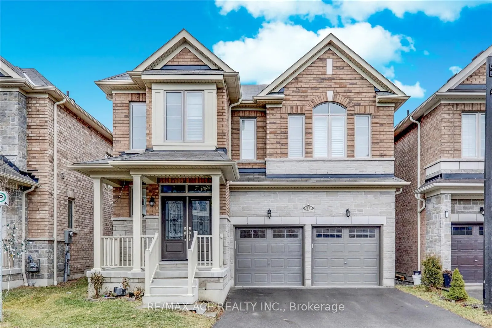 Photo 1 of 27 Hassard-Short Lane, Ajax, South East — HOMEH