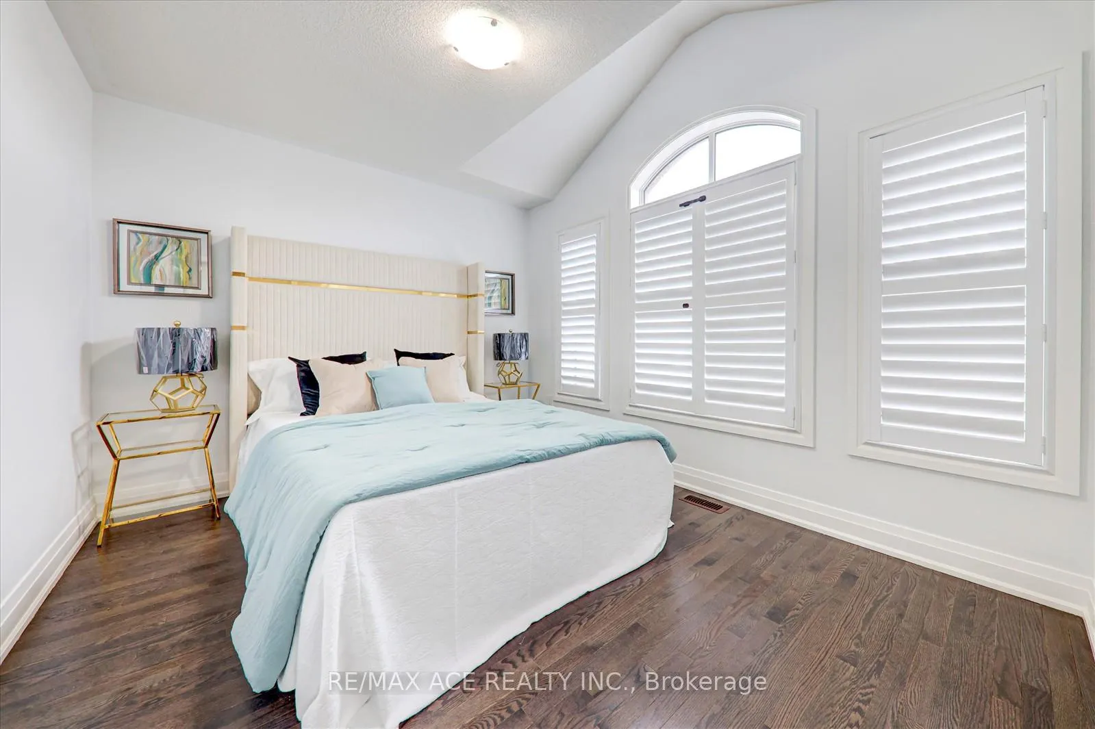 Photo 33 of 27 Hassard-Short Lane, Ajax, South East — HOMEH