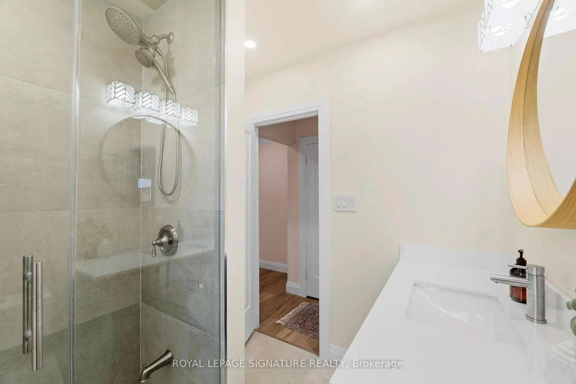Photo 6 of 87A Barons Avenue S, Hamilton, Bartonville — HOMEH