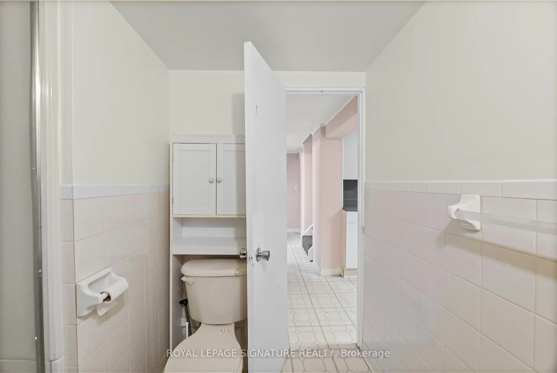 Photo 18 of 87A Barons Avenue S, Hamilton, Bartonville — HOMEH