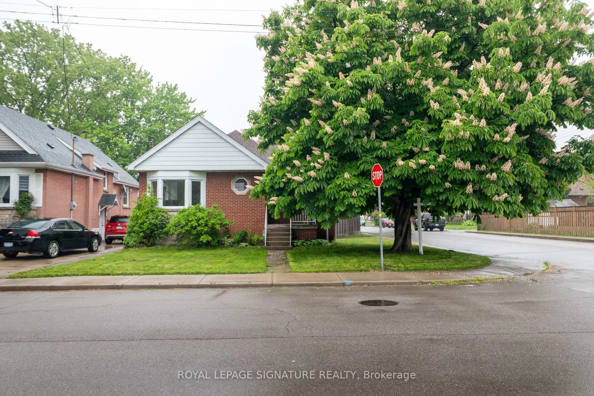 Photo 27 of 87A Barons Avenue S, Hamilton, Bartonville — HOMEH