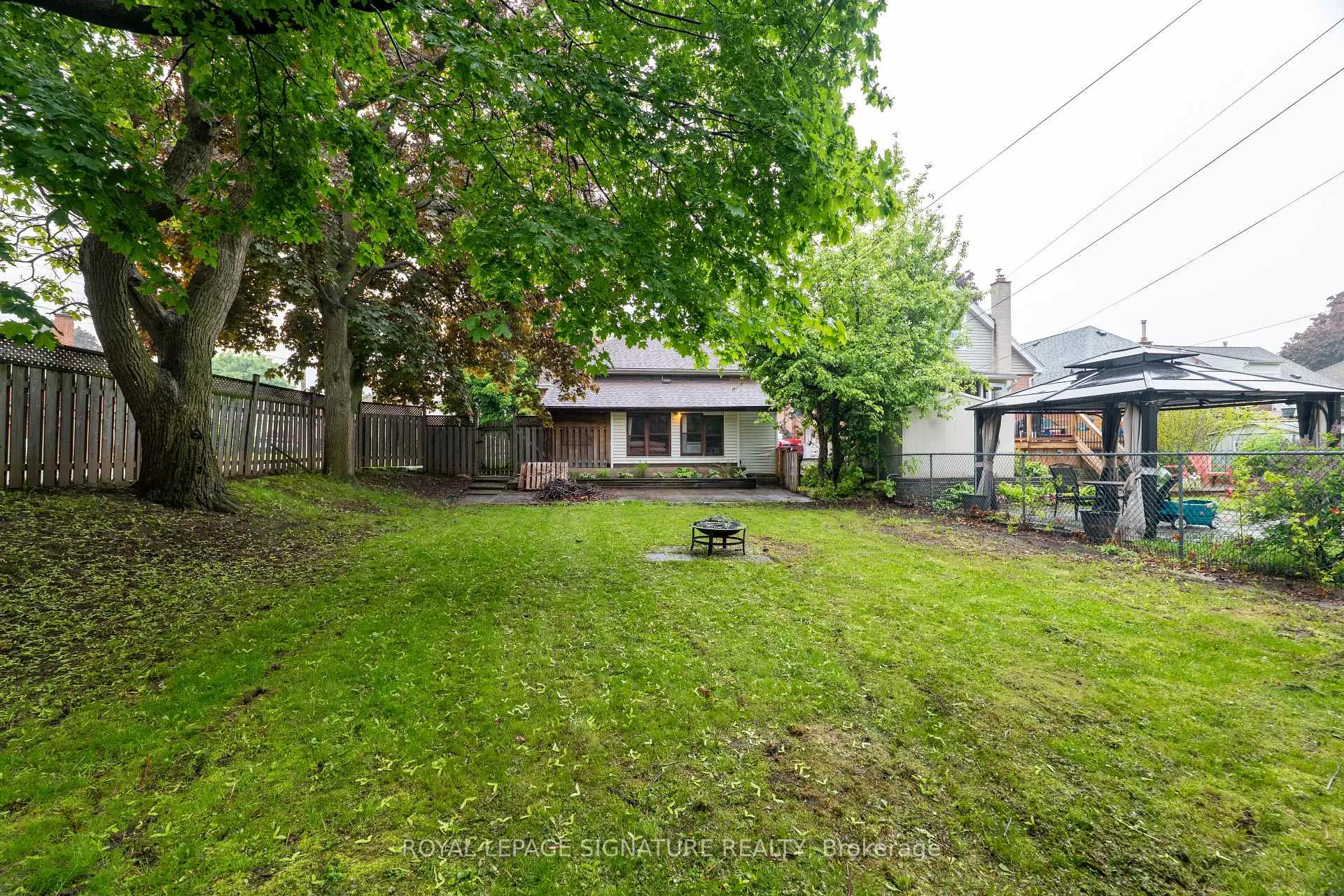 Photo 28 of 87A Barons Avenue S, Hamilton, Bartonville — HOMEH