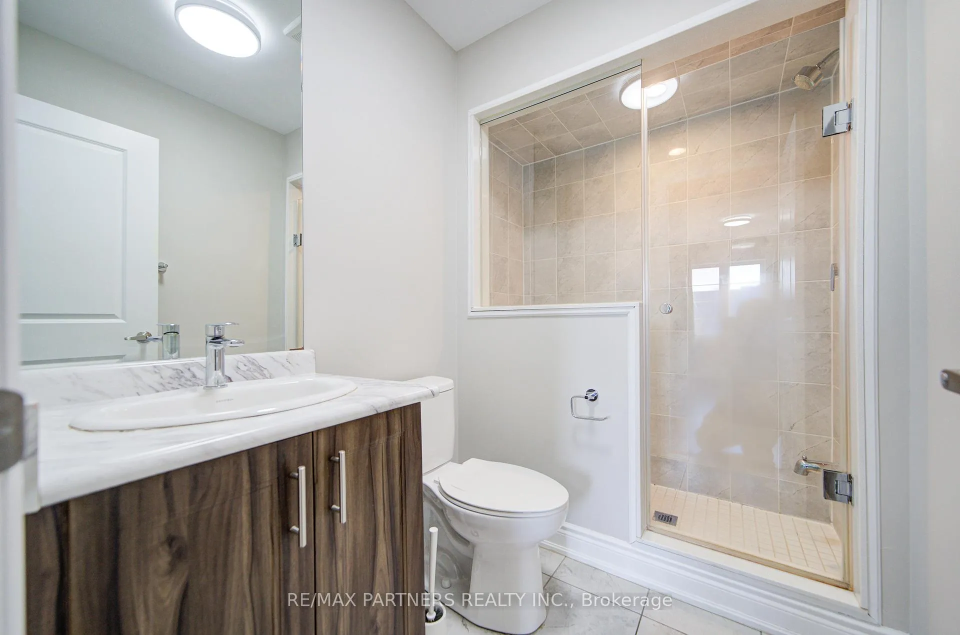 Photo 19 of 107 Lichfield Road, Markham, Unionville — HOMEH