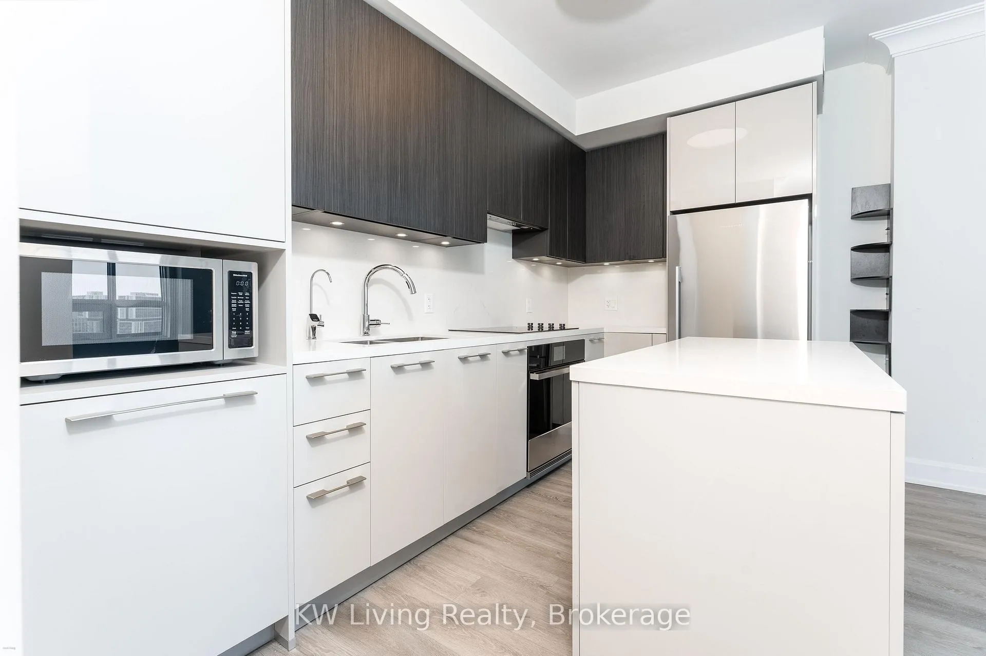 Photo 6 of Unit 1801, 38 Water Walk Drive, Markham, Unionville — HOMEH