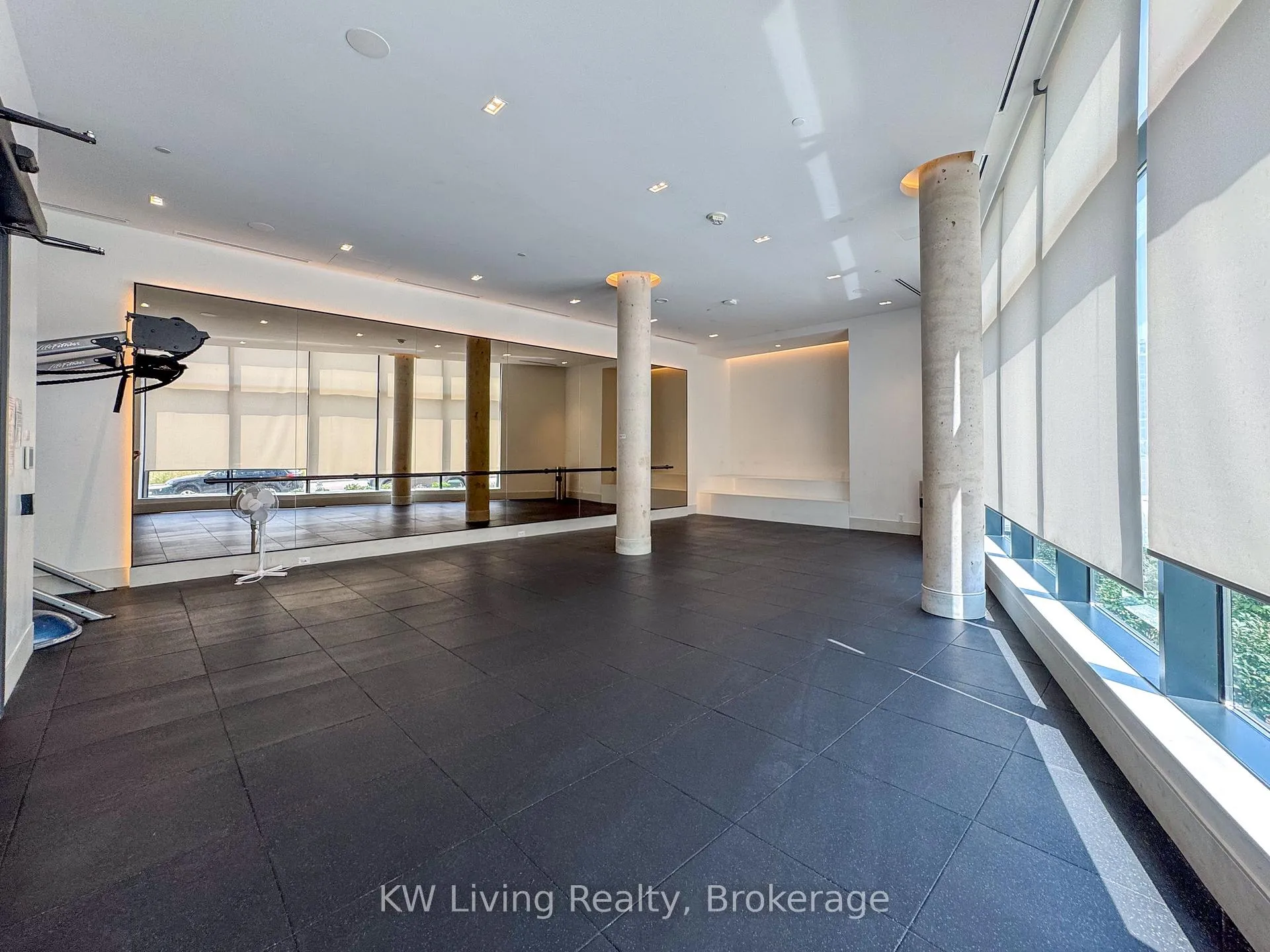 Photo 28 of Unit 1801, 38 Water Walk Drive, Markham, Unionville — HOMEH