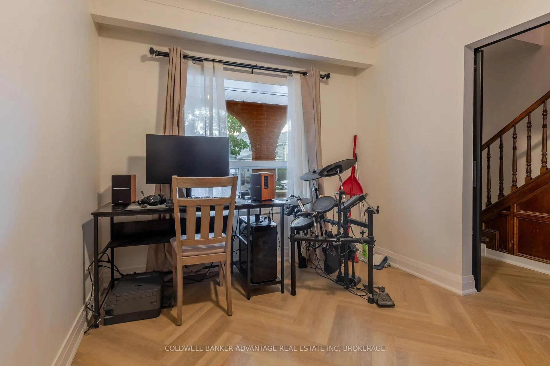 Photo 23 of 110 Garner Avenue, Welland, Lincoln/Crowland — HOMEH
