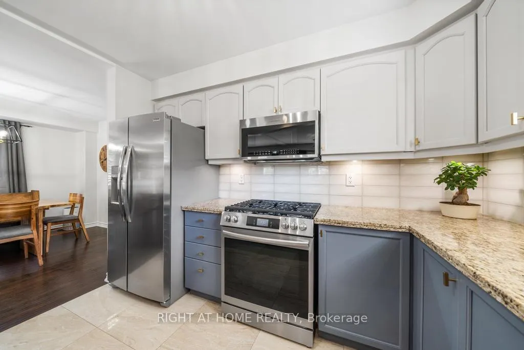 Photo 14 of 12 Valridge Court, Hamilton, Ancaster — HOMEH