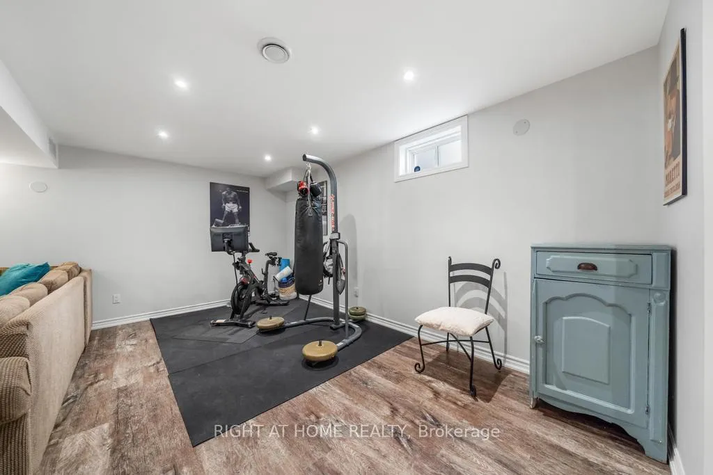 Photo 34 of 12 Valridge Court, Hamilton, Ancaster — HOMEH