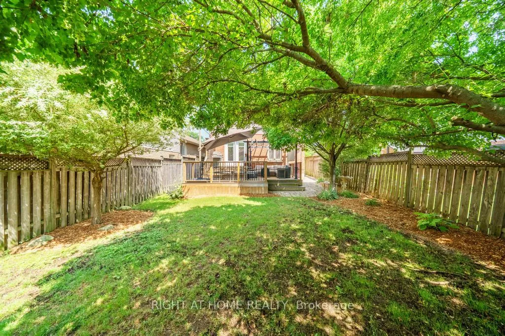 Photo 40 of 12 Valridge Court, Hamilton, Ancaster — HOMEH