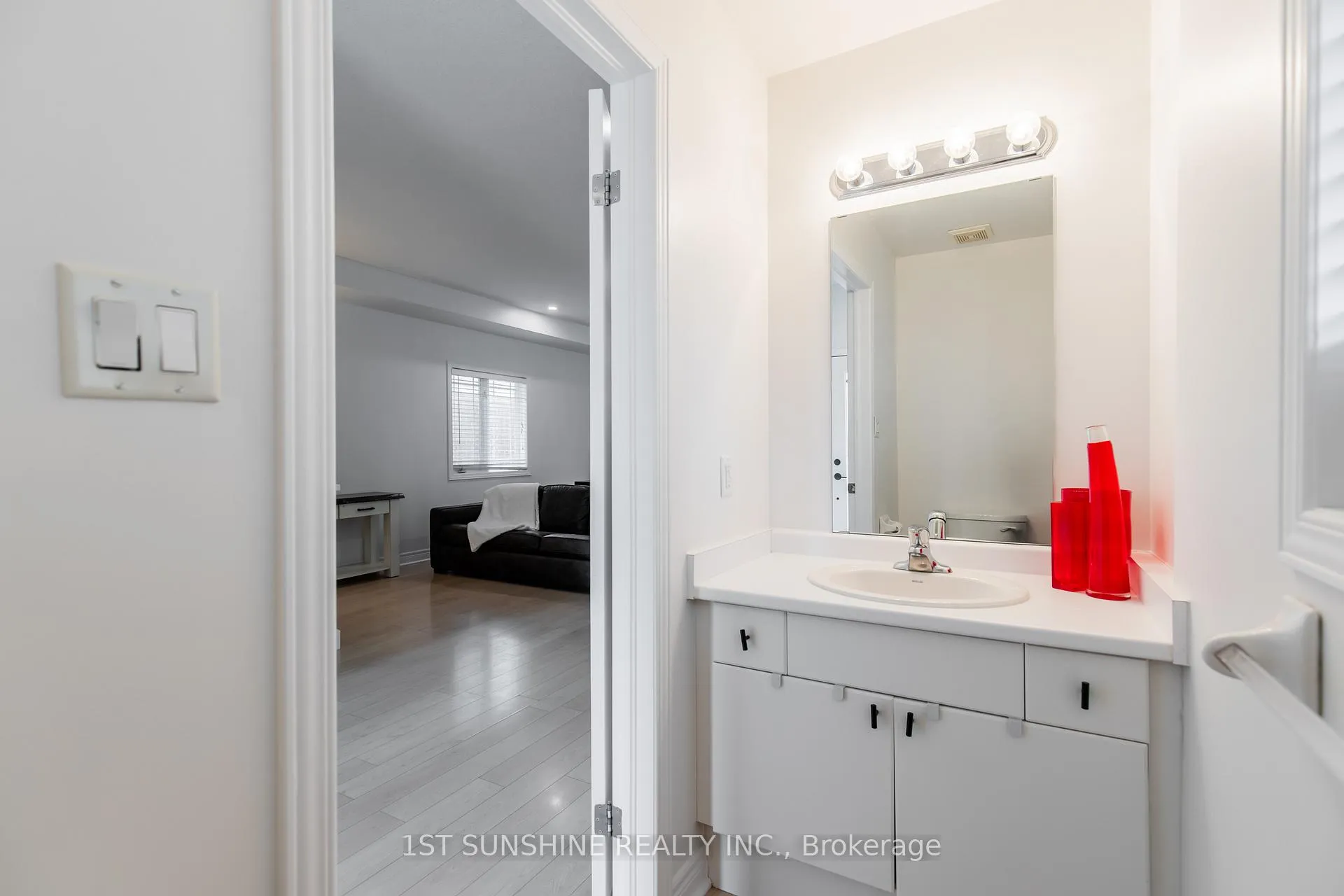 Photo 4 of 233 Springvalley Crescent, Hamilton, Gourley — HOMEH