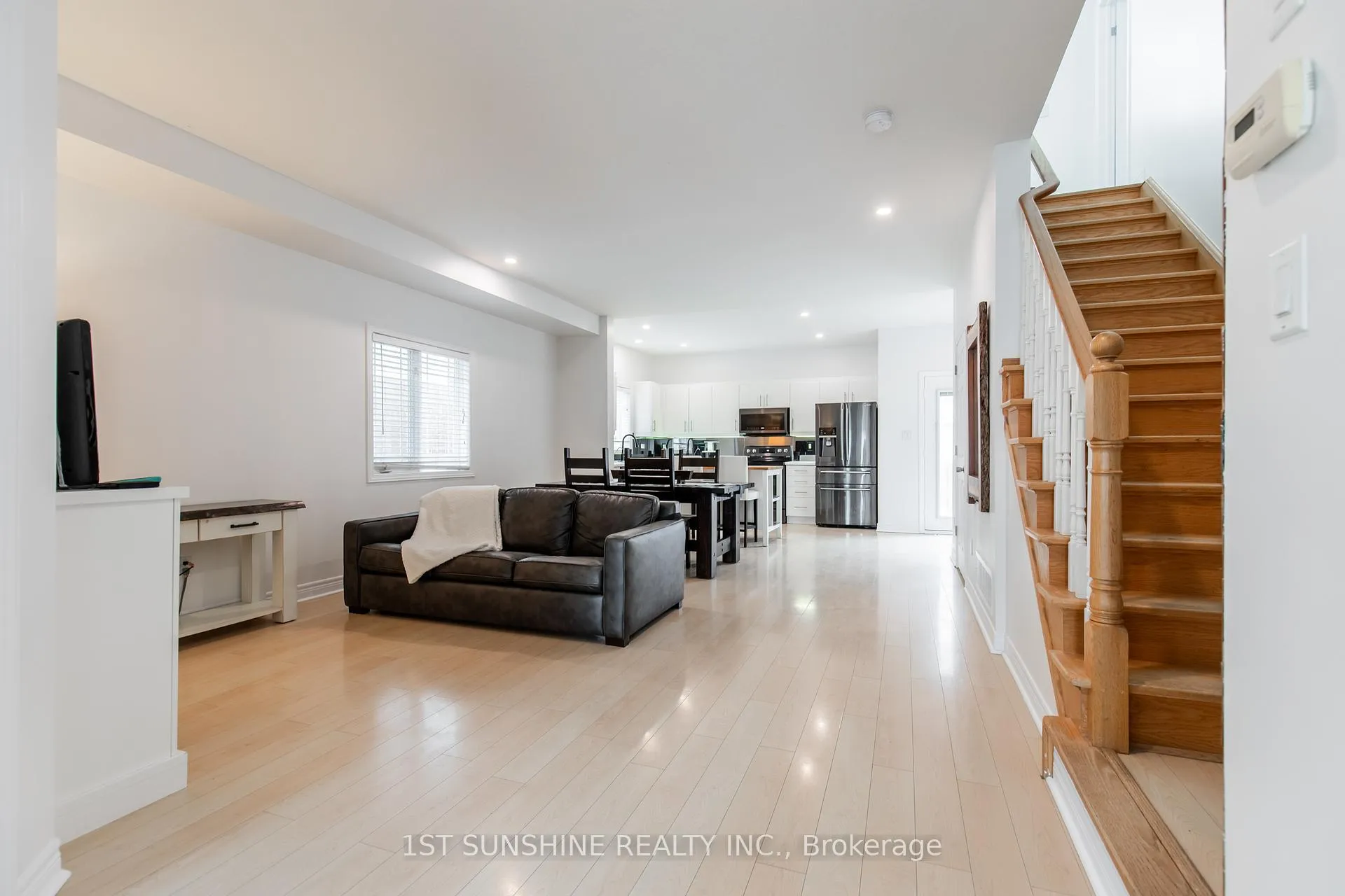 Photo 7 of 233 Springvalley Crescent, Hamilton, Gourley — HOMEH
