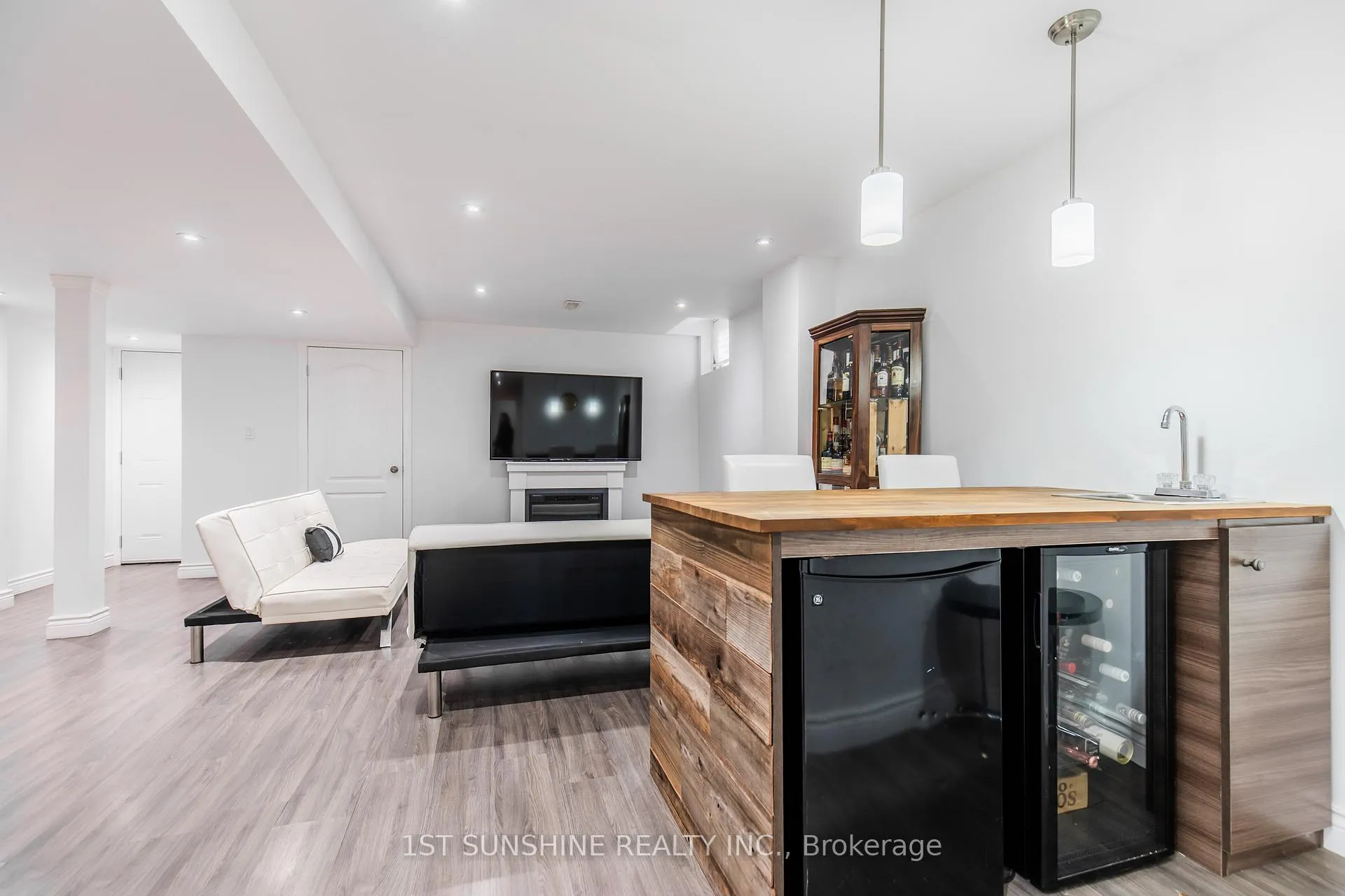 Photo 31 of 233 Springvalley Crescent, Hamilton, Gourley — HOMEH