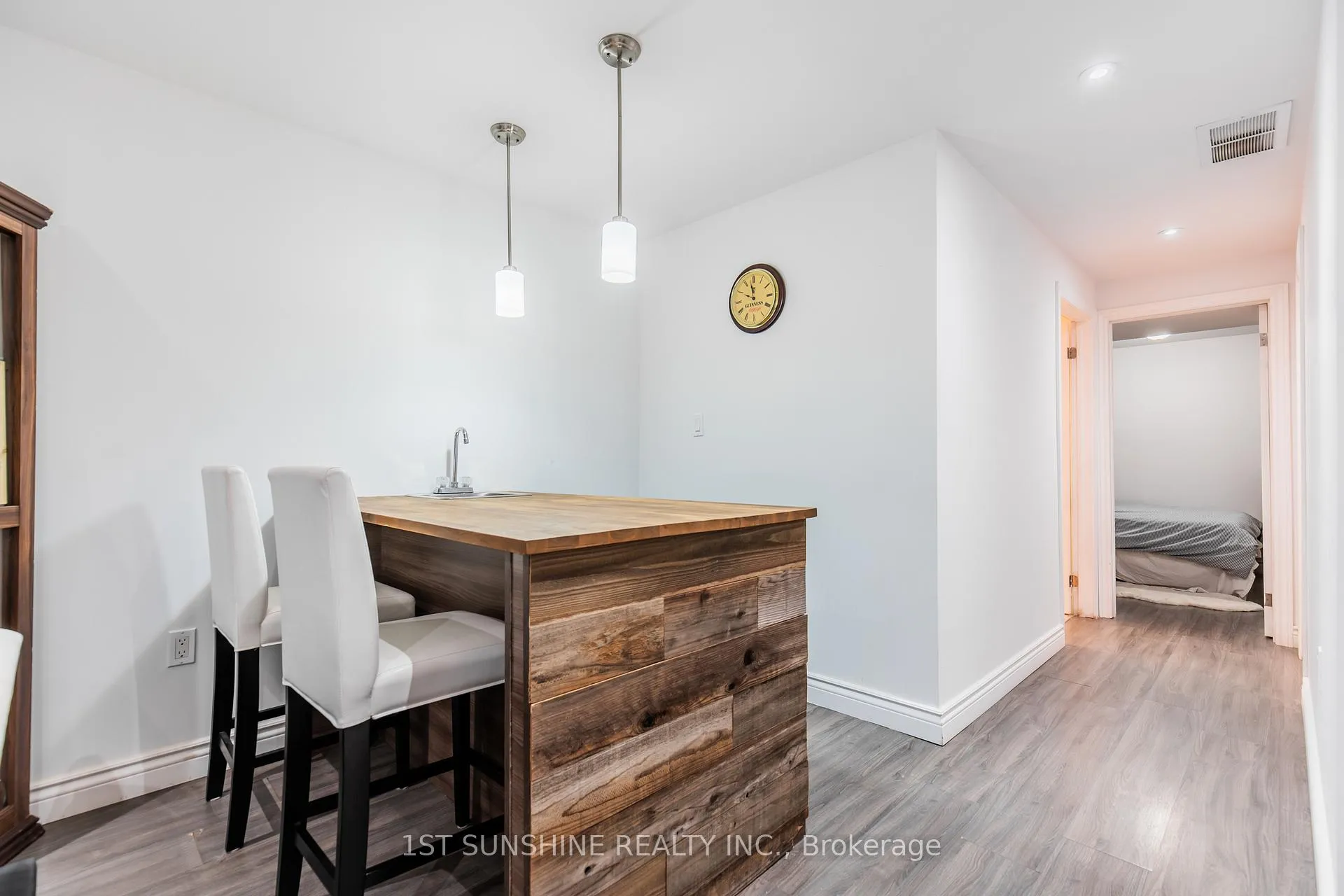 Photo 32 of 233 Springvalley Crescent, Hamilton, Gourley — HOMEH