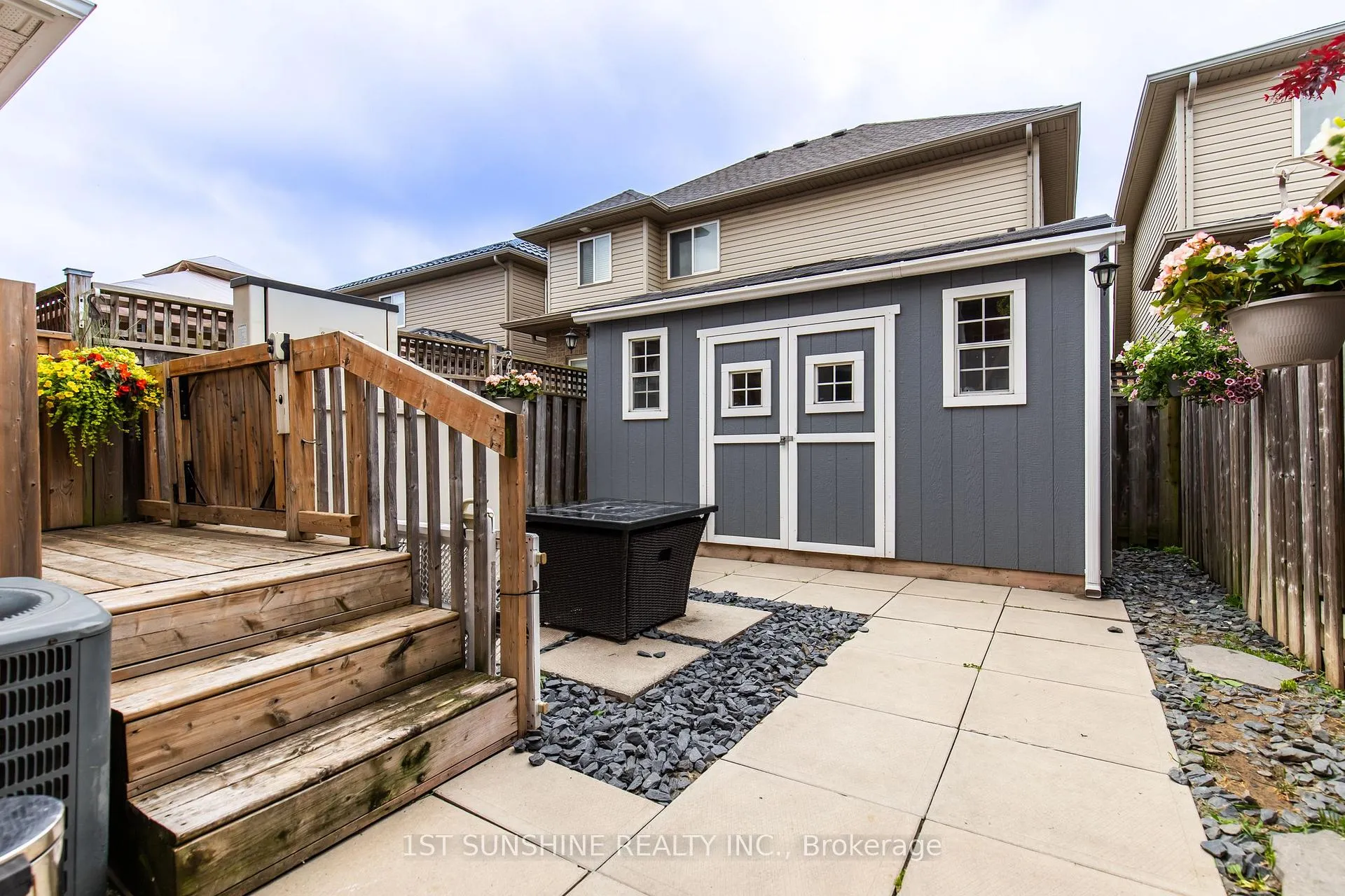 Photo 37 of 233 Springvalley Crescent, Hamilton, Gourley — HOMEH