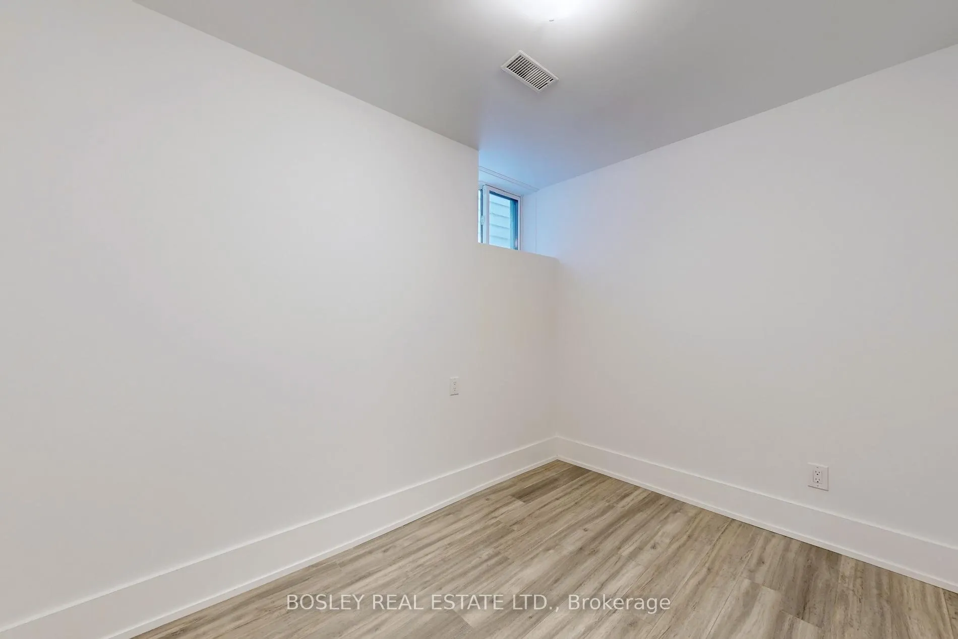 Photo 12 of Unit Lower, 33 Lawlor Avenue, Toronto, East End-Danforth — HOMEH
