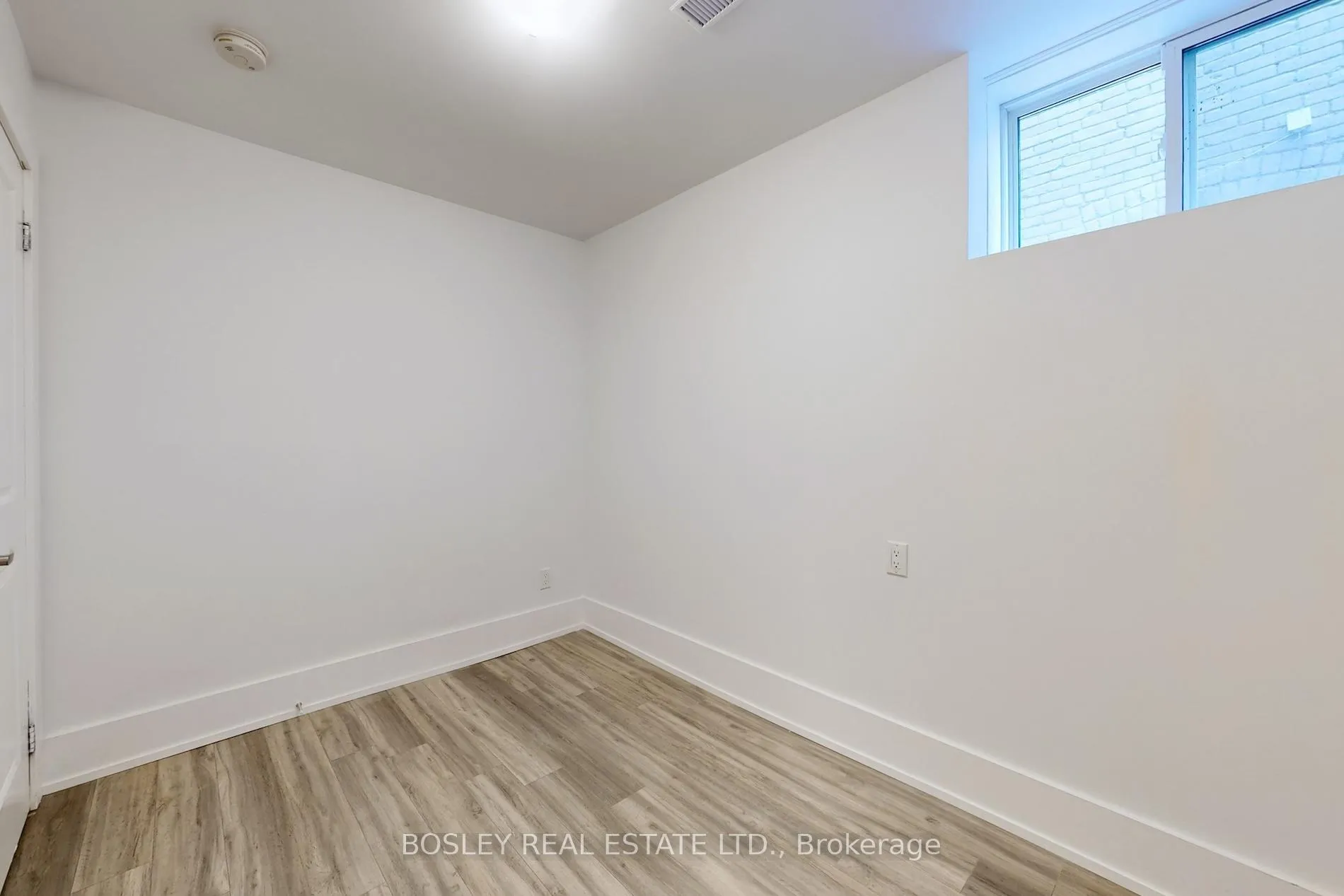Photo 15 of Unit Lower, 33 Lawlor Avenue, Toronto, East End-Danforth — HOMEH