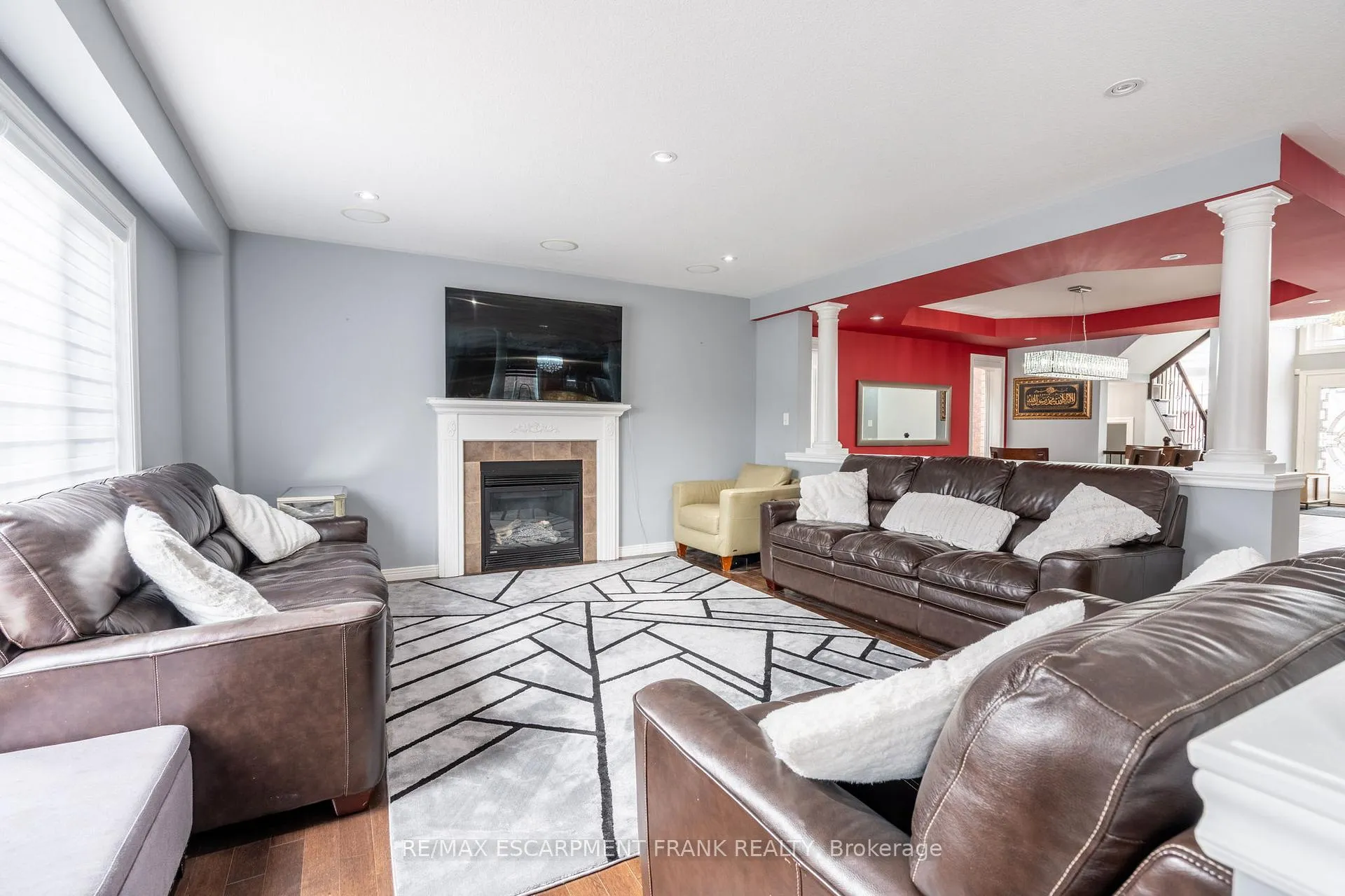 Photo 10 of 36 Showcase Drive, Hamilton, Stoney Creek — HOMEH