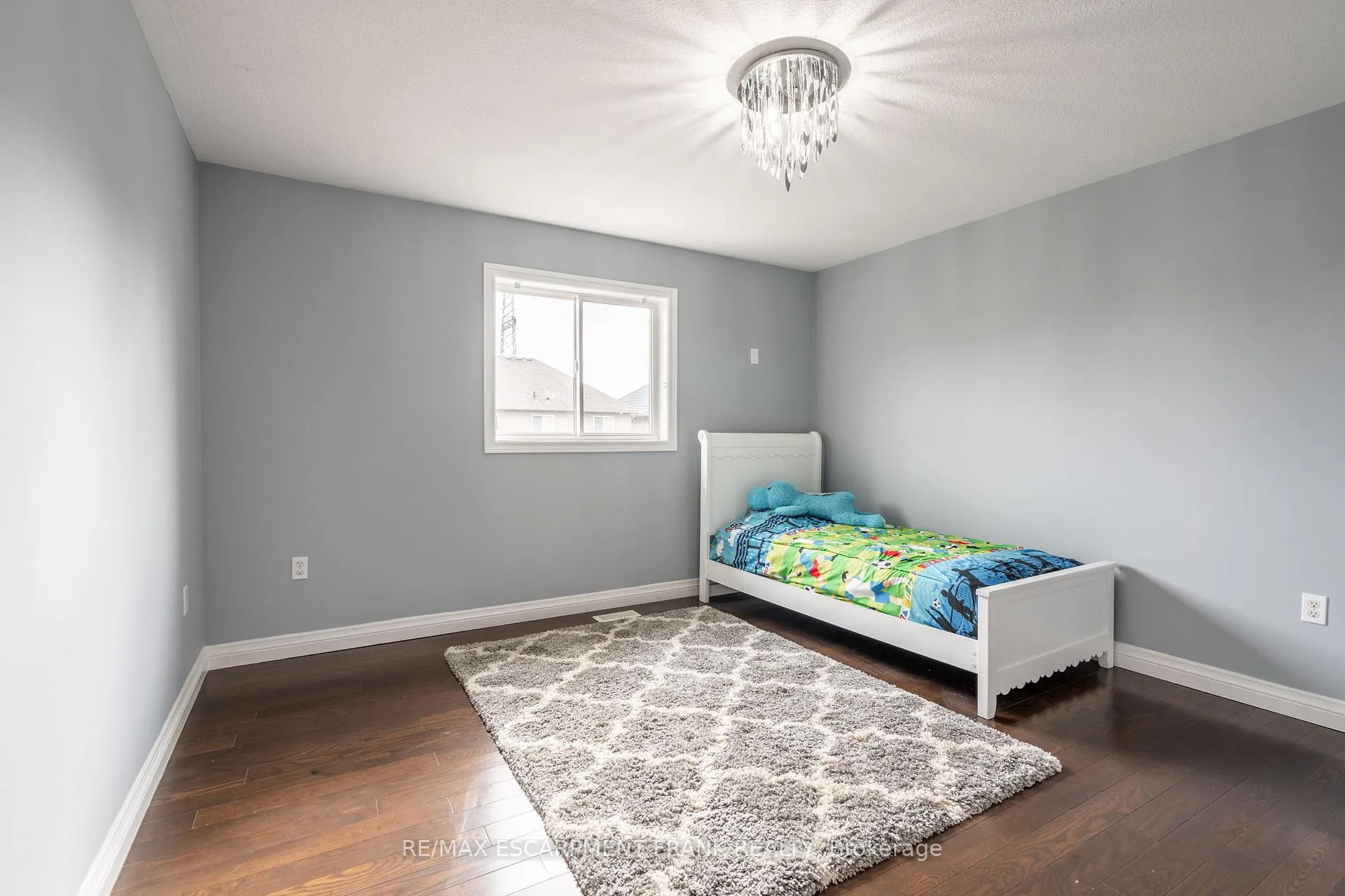 Photo 32 of 36 Showcase Drive, Hamilton, Stoney Creek — HOMEH