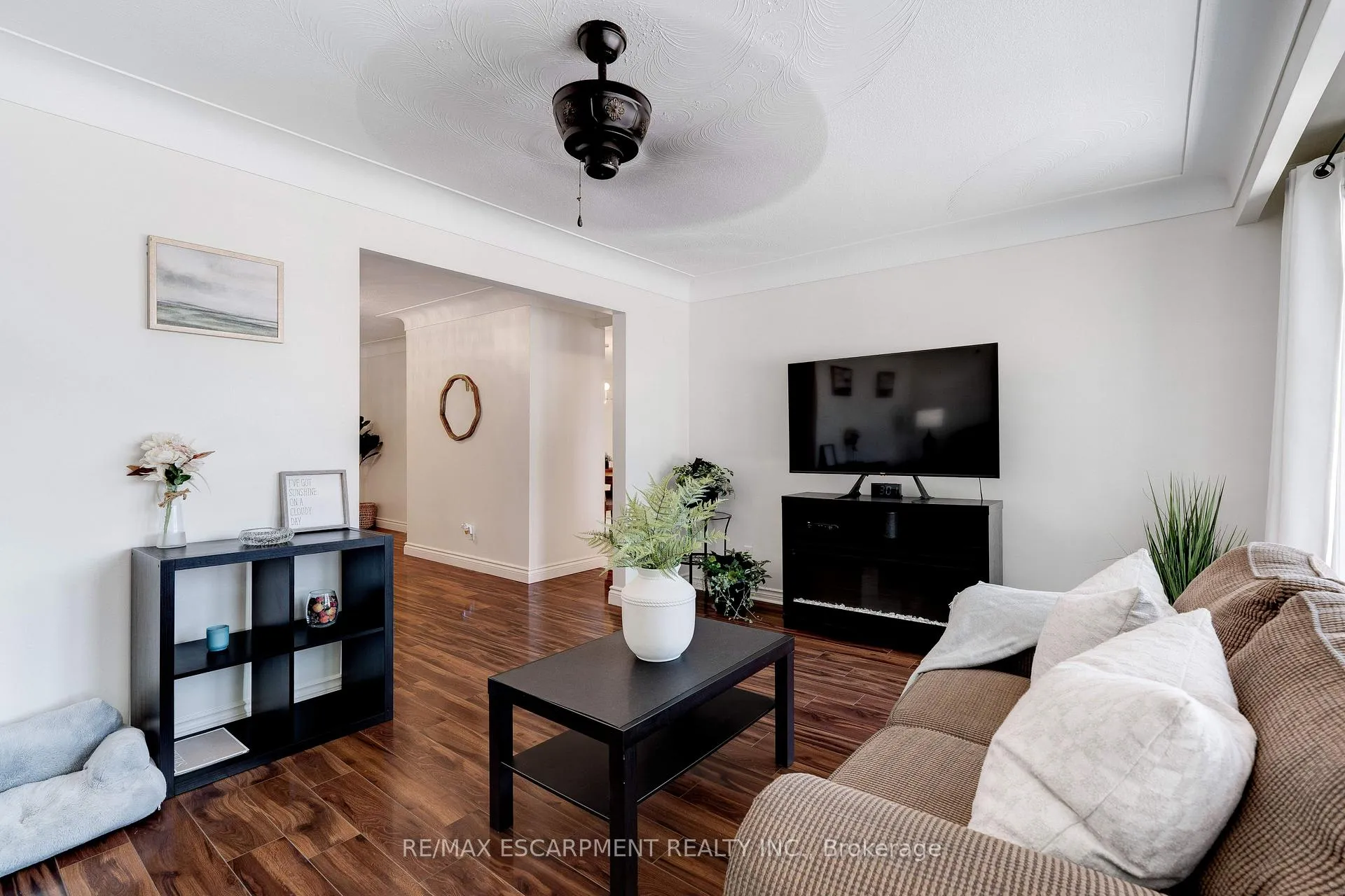 Photo 6 of 4 Beston Drive, Hamilton, Lisgar — HOMEH