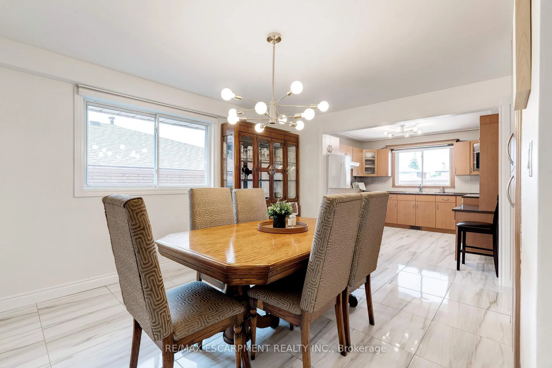 Photo 8 of 4 Beston Drive, Hamilton, Lisgar — HOMEH