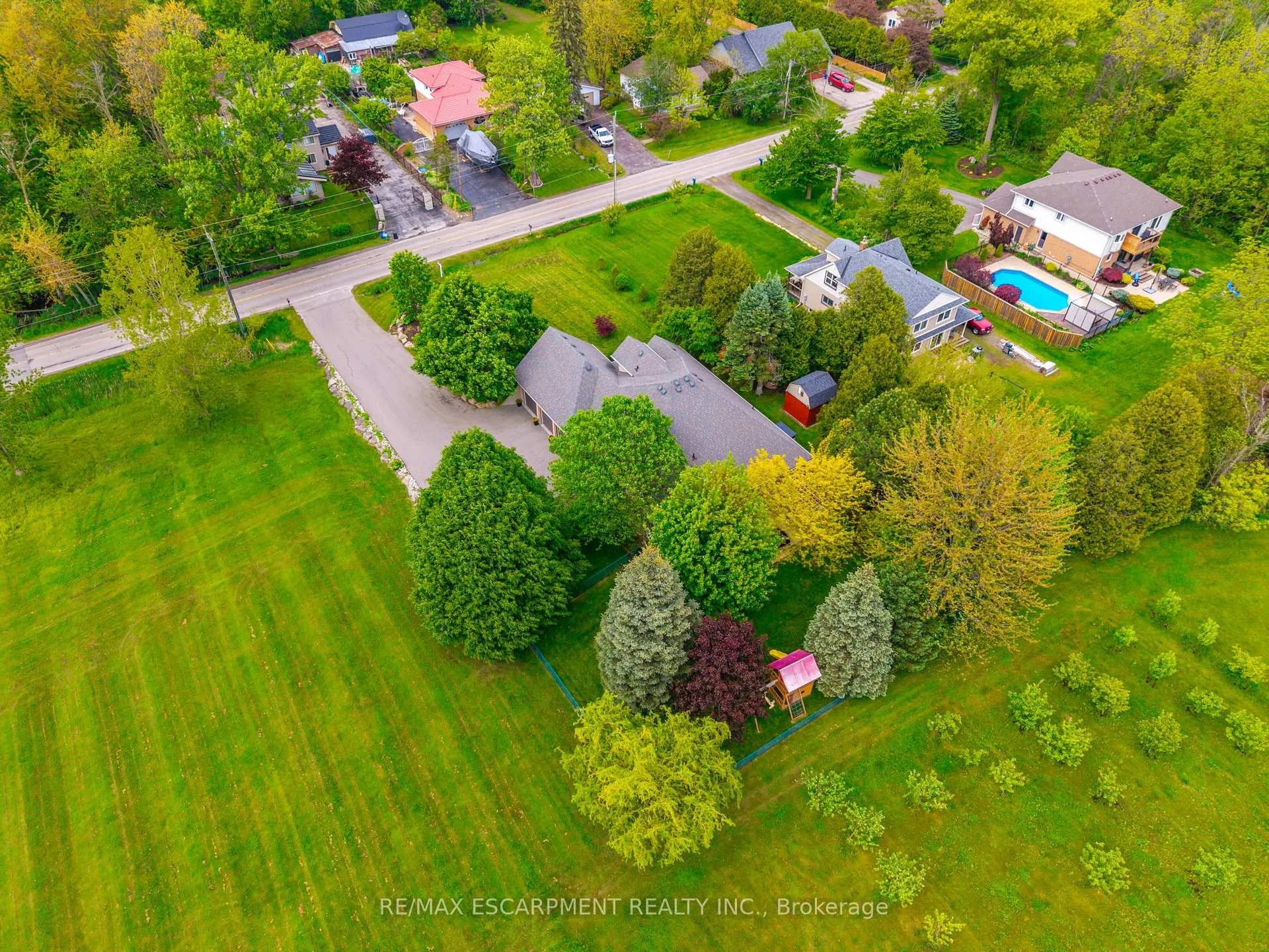 Photo 46 of 248 4th Concession Road W, Hamilton, Rural Flamborough — HOMEH