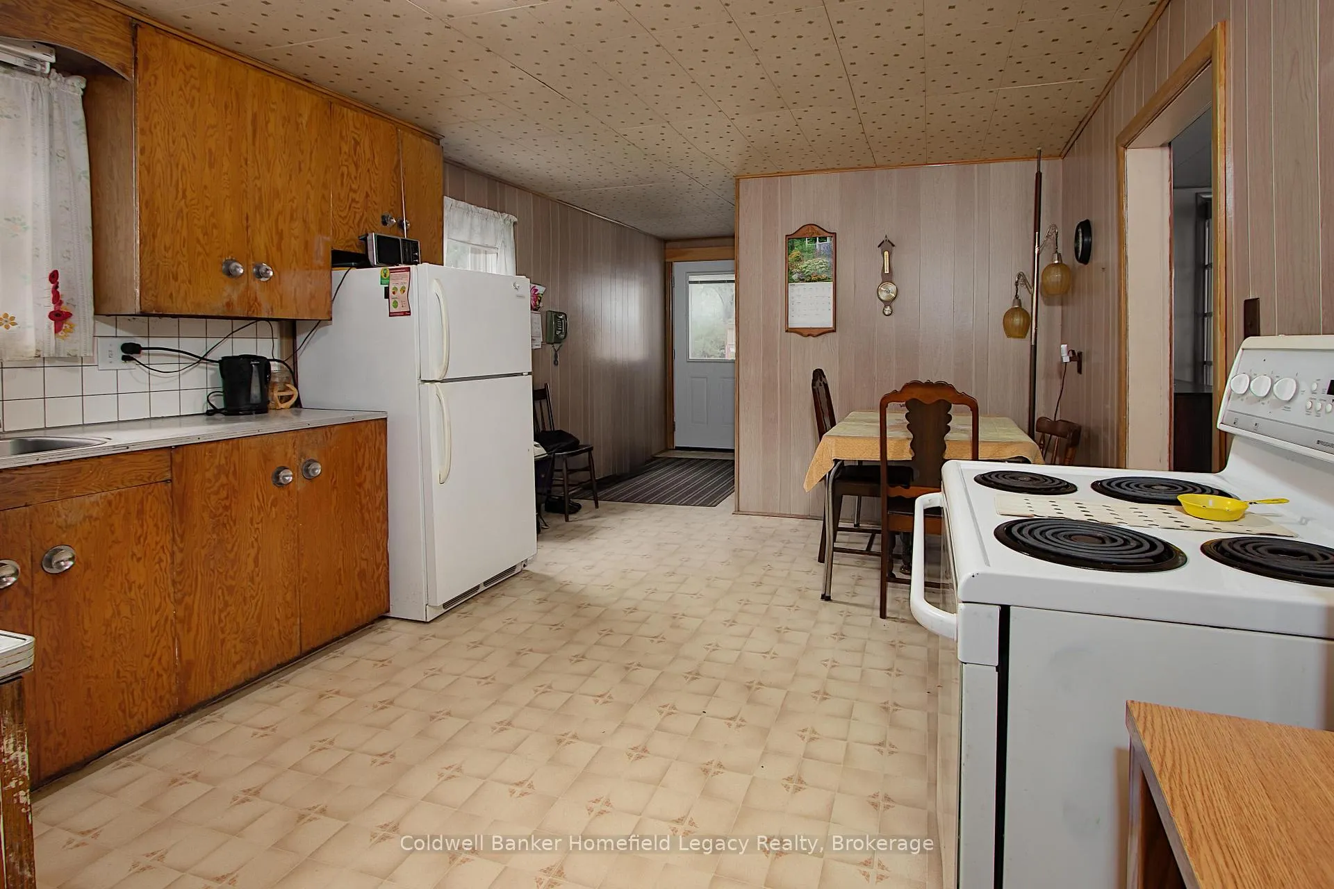 Photo 12 of 5991 Line 6, Perth South, Blanshard — HOMEH