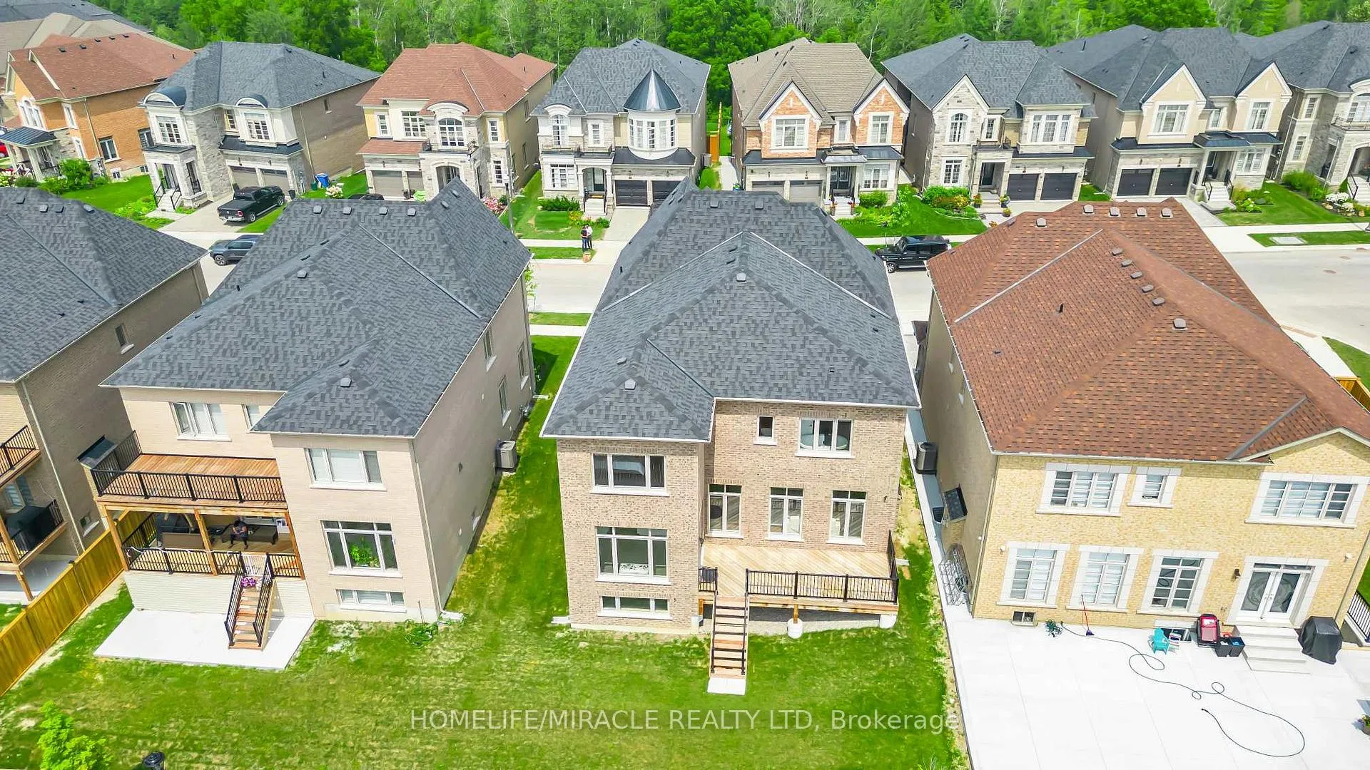 Photo 37 of 273 Forest Creek Drive, Kitchener — HOMEH