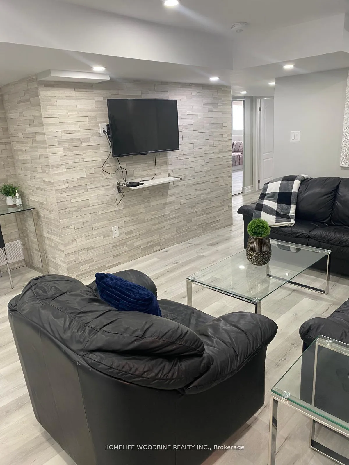 Photo 28 of 11 Darren Road, Brampton, Vales of Castlemore North — HOMEH