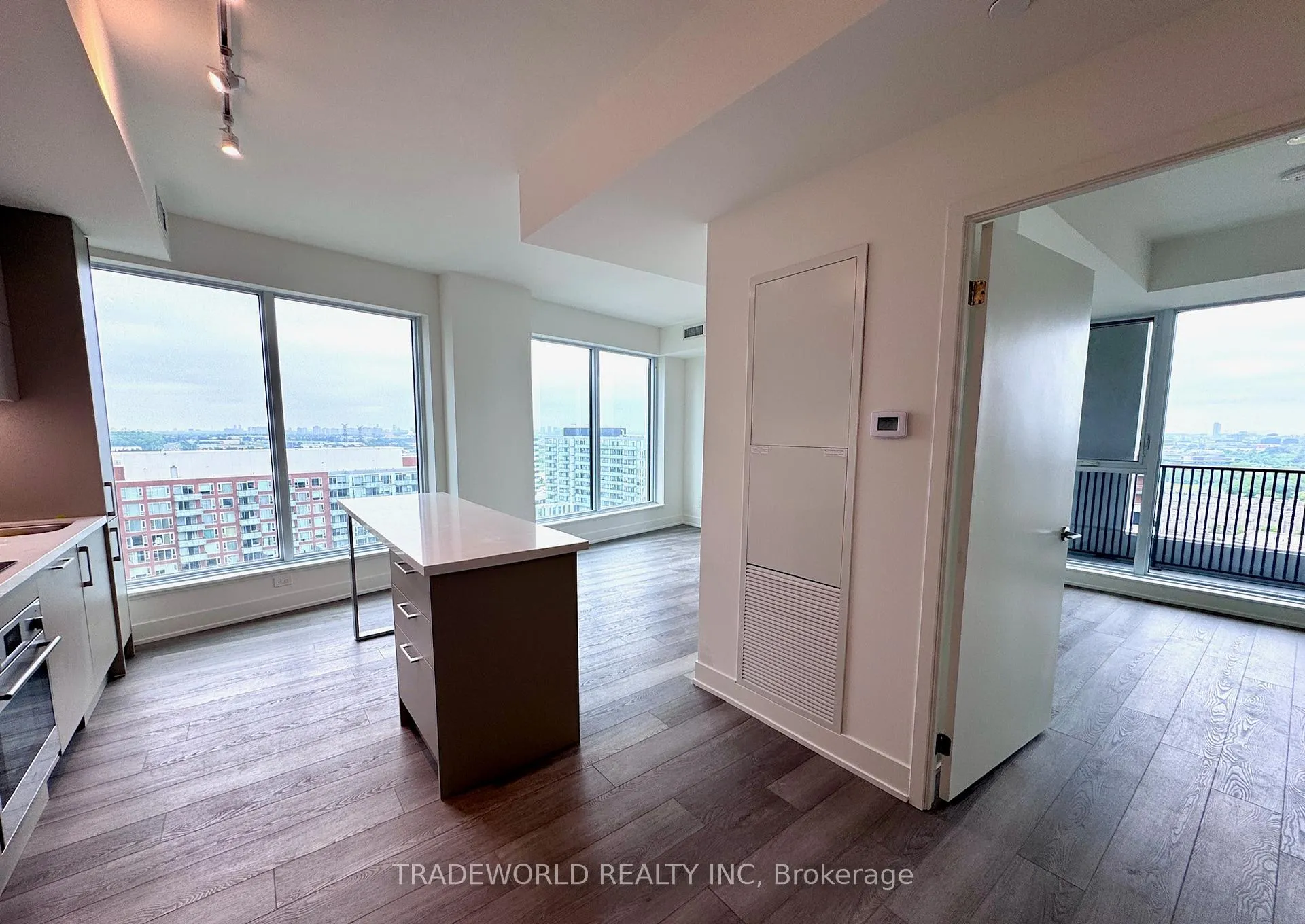 Photo 6 of Unit 1812, 56 Andre De Grasse Street, Markham, Unionville — HOMEH