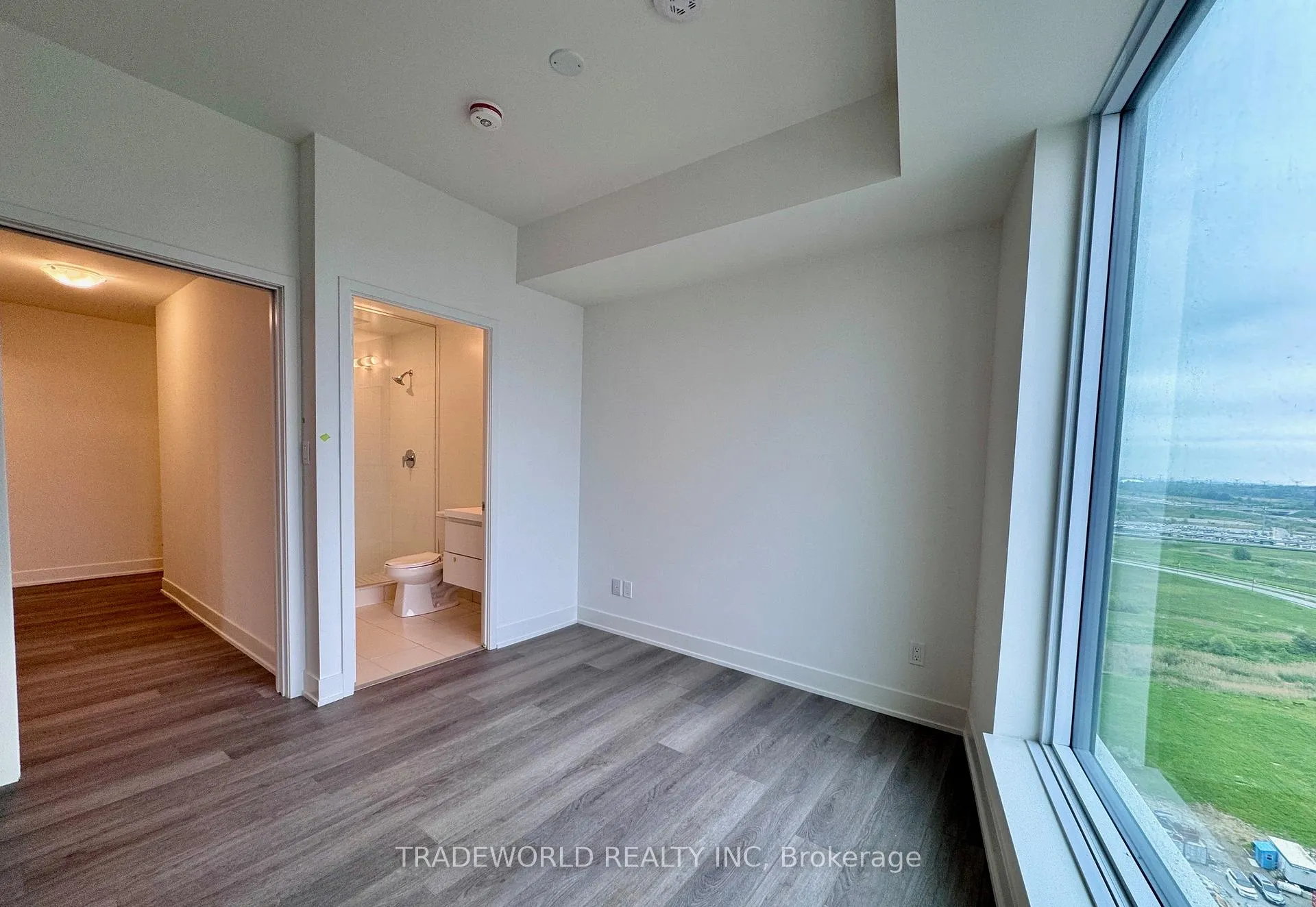 Photo 8 of Unit 1812, 56 Andre De Grasse Street, Markham, Unionville — HOMEH