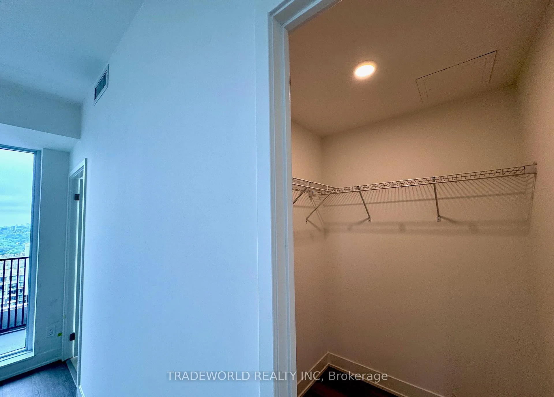 Photo 10 of Unit 1812, 56 Andre De Grasse Street, Markham, Unionville — HOMEH