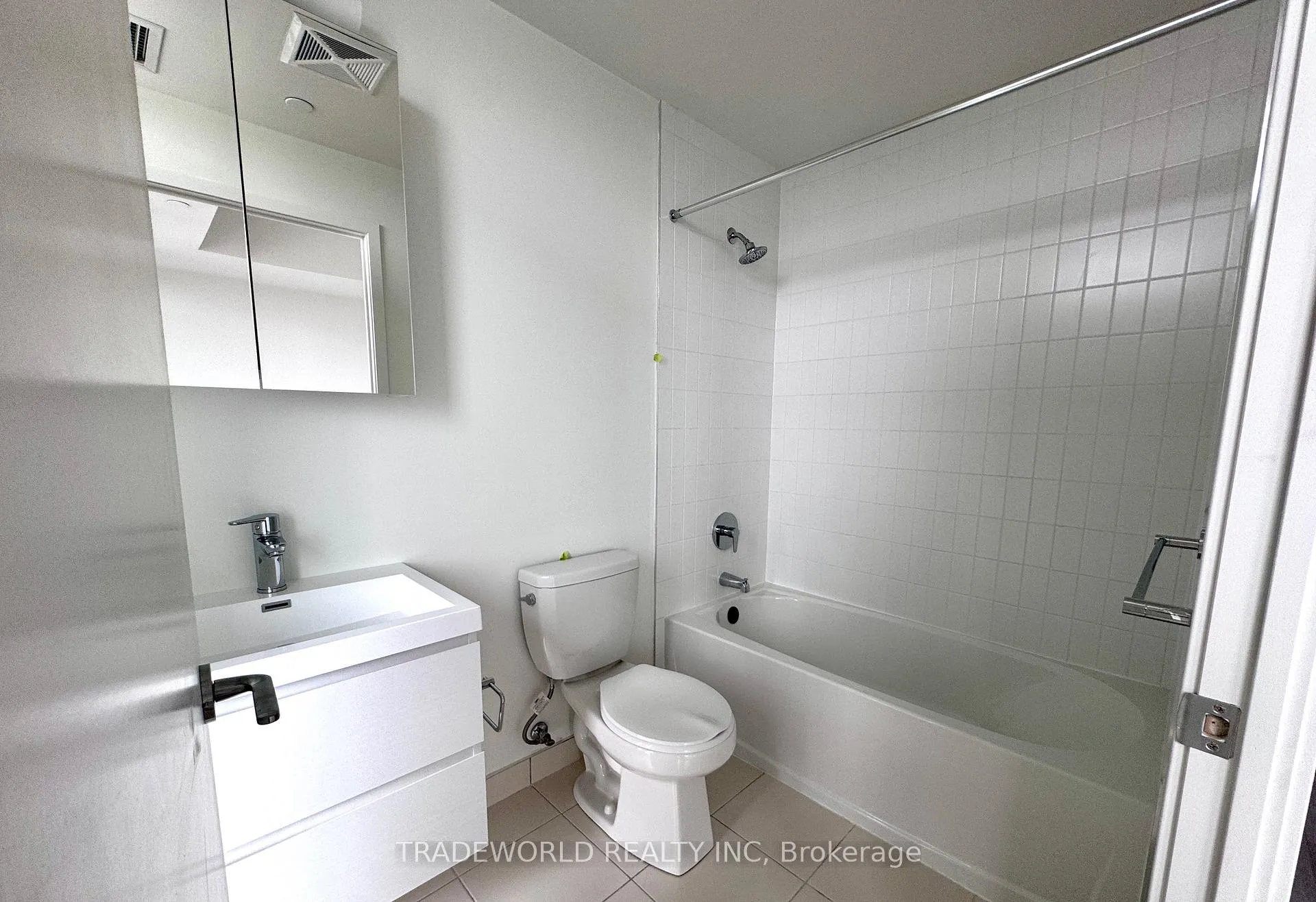 Photo 14 of Unit 1812, 56 Andre De Grasse Street, Markham, Unionville — HOMEH