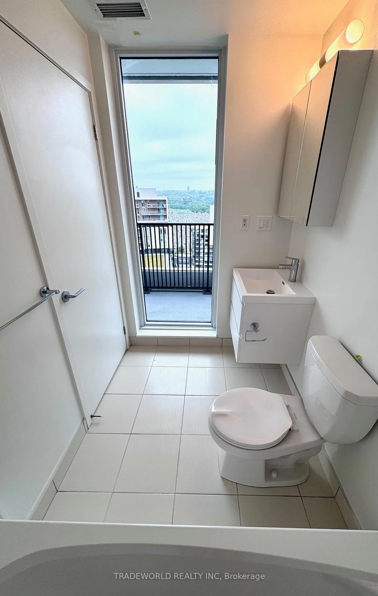 Photo 15 of Unit 1812, 56 Andre De Grasse Street, Markham, Unionville — HOMEH