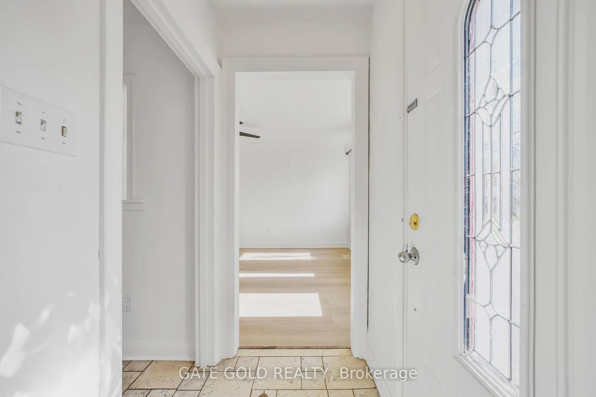 Photo 4 of 264 upper paradise Drive, Hamilton, Westcliffe — HOMEH