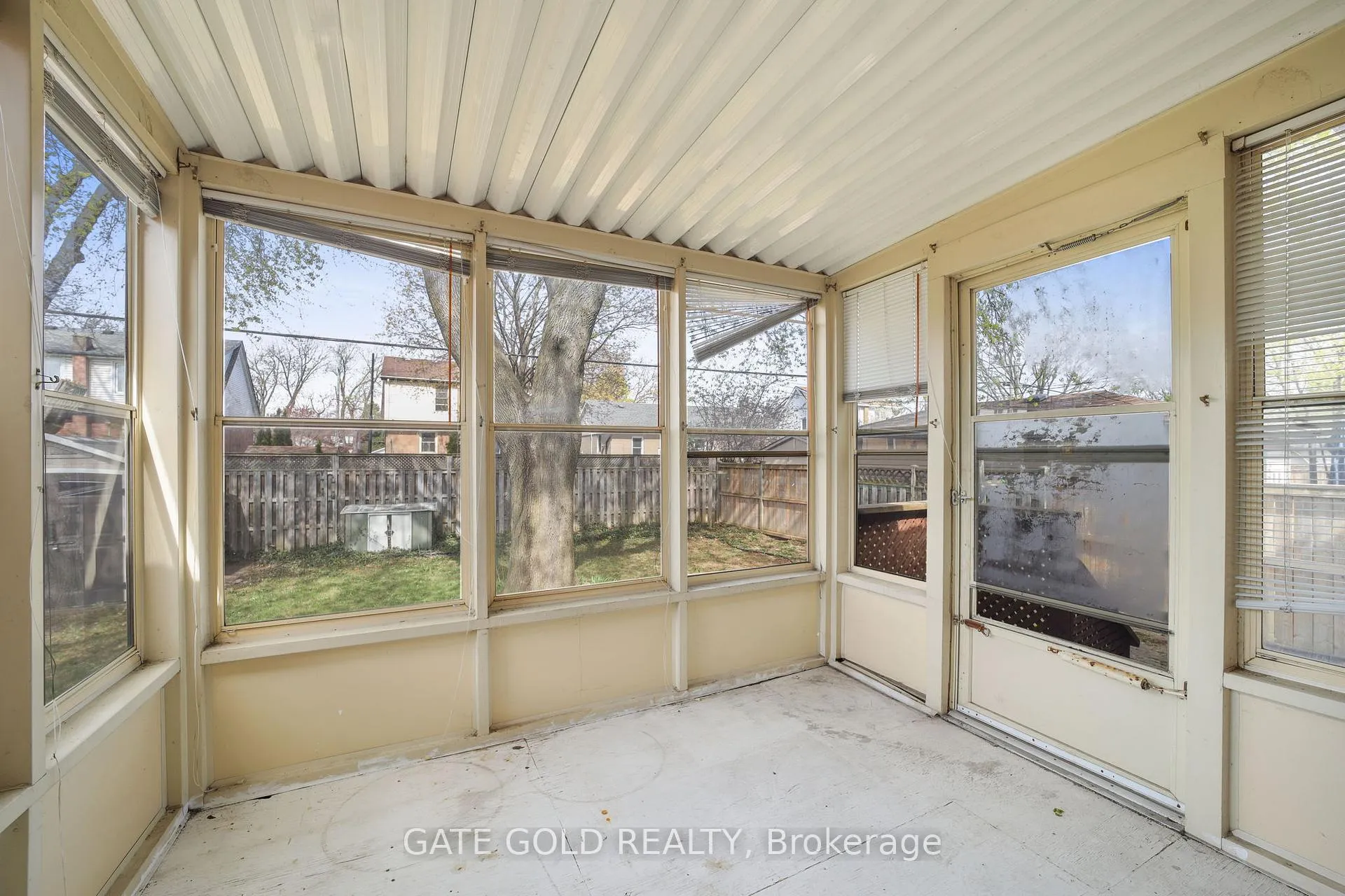 Photo 35 of 264 upper paradise Drive, Hamilton, Westcliffe — HOMEH