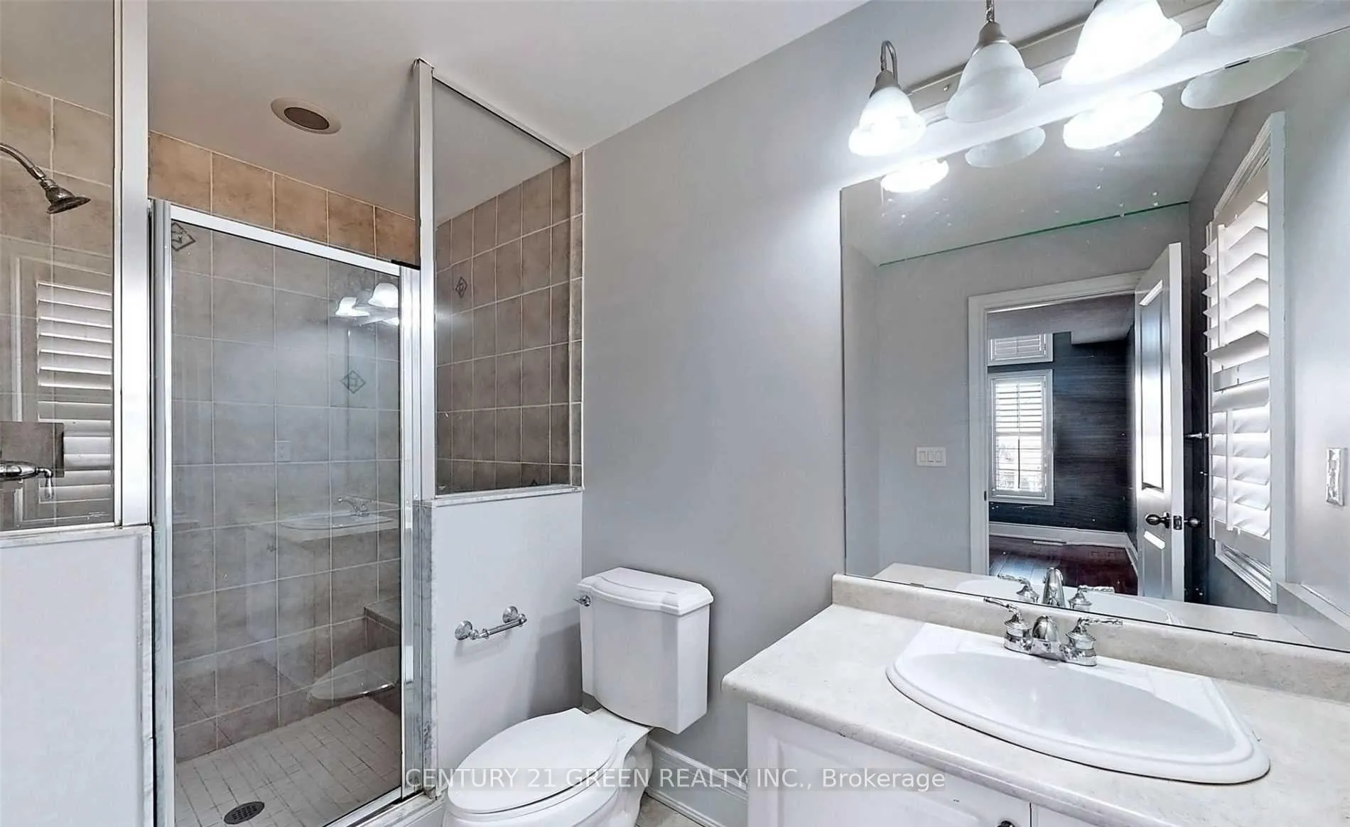 Photo 23 of 8 Pasadena Avenue, Brampton, Bram East — HOMEH
