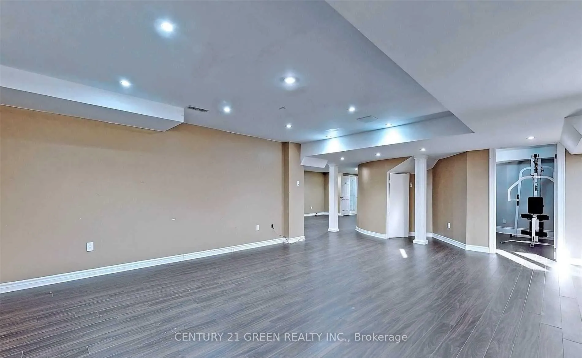 Photo 26 of 8 Pasadena Avenue, Brampton, Bram East — HOMEH