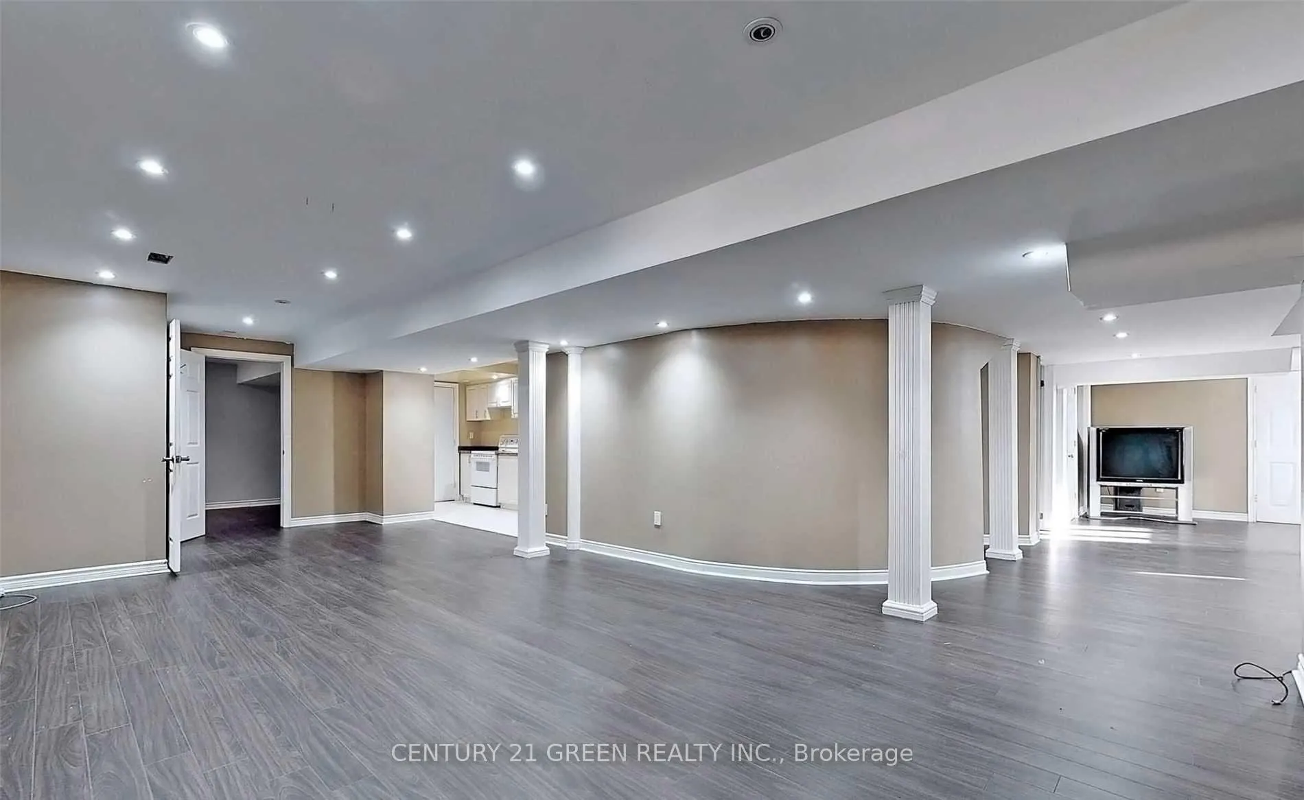 Photo 27 of 8 Pasadena Avenue, Brampton, Bram East — HOMEH