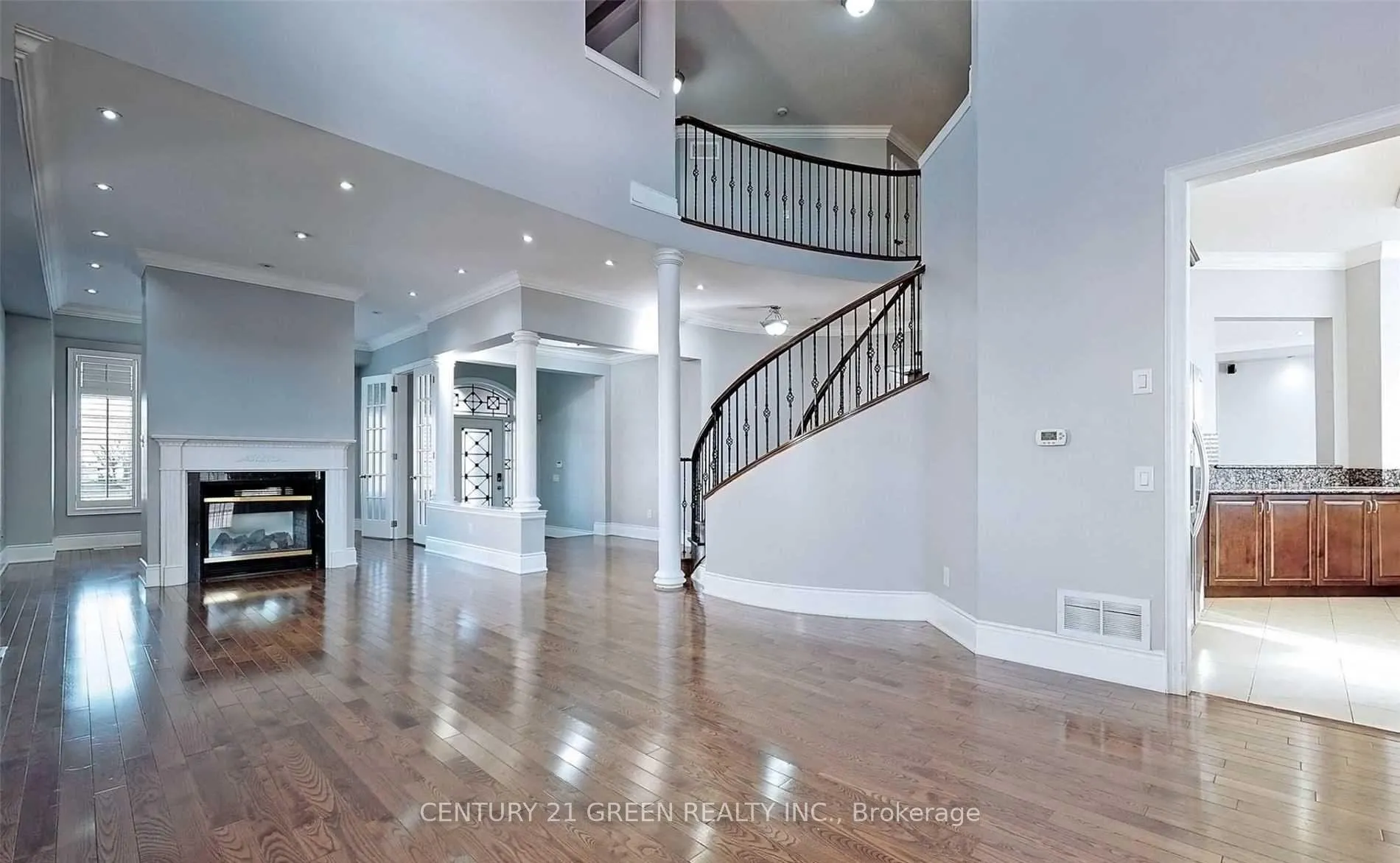 Photo 33 of 8 Pasadena Avenue, Brampton, Bram East — HOMEH