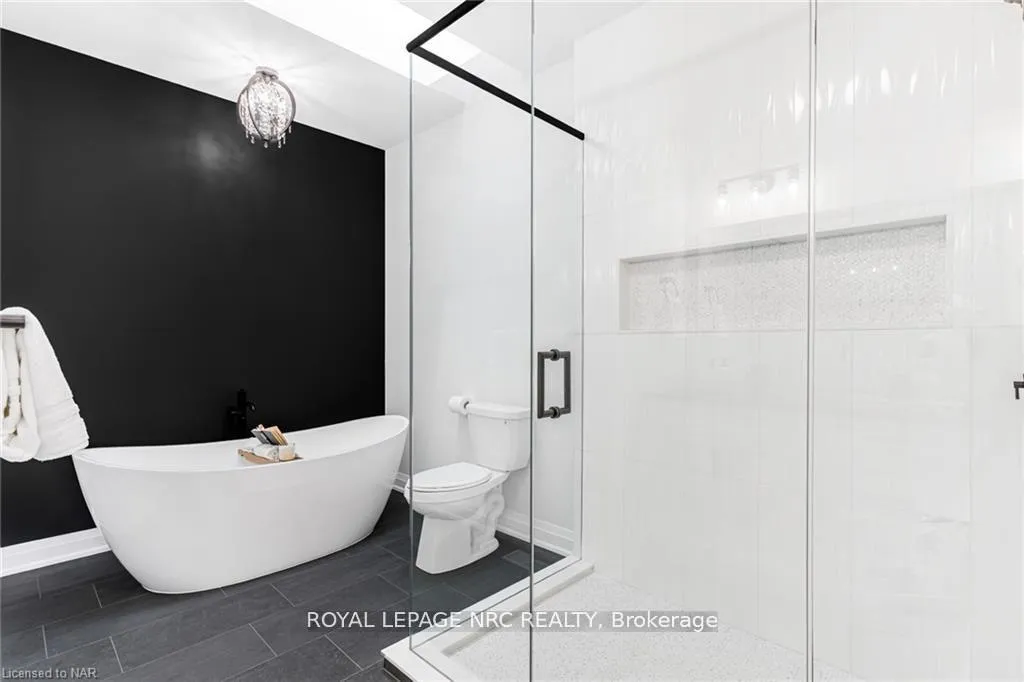 Photo 16 of 7490 Sherrilee Crescent, Niagara Falls, Brown — HOMEH