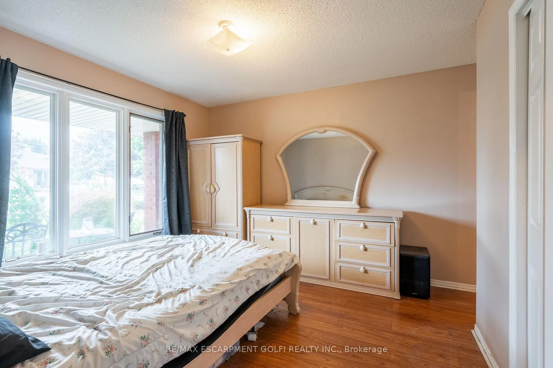 Photo 16 of 707 Acadia Drive, Hamilton, Butler — HOMEH