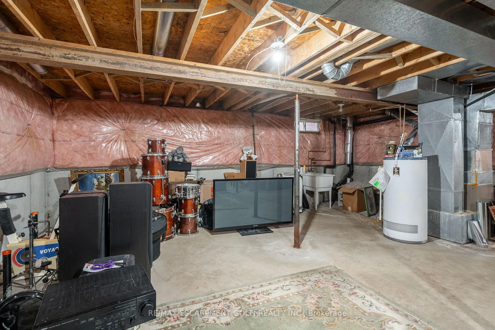 Photo 30 of 707 Acadia Drive, Hamilton, Butler — HOMEH