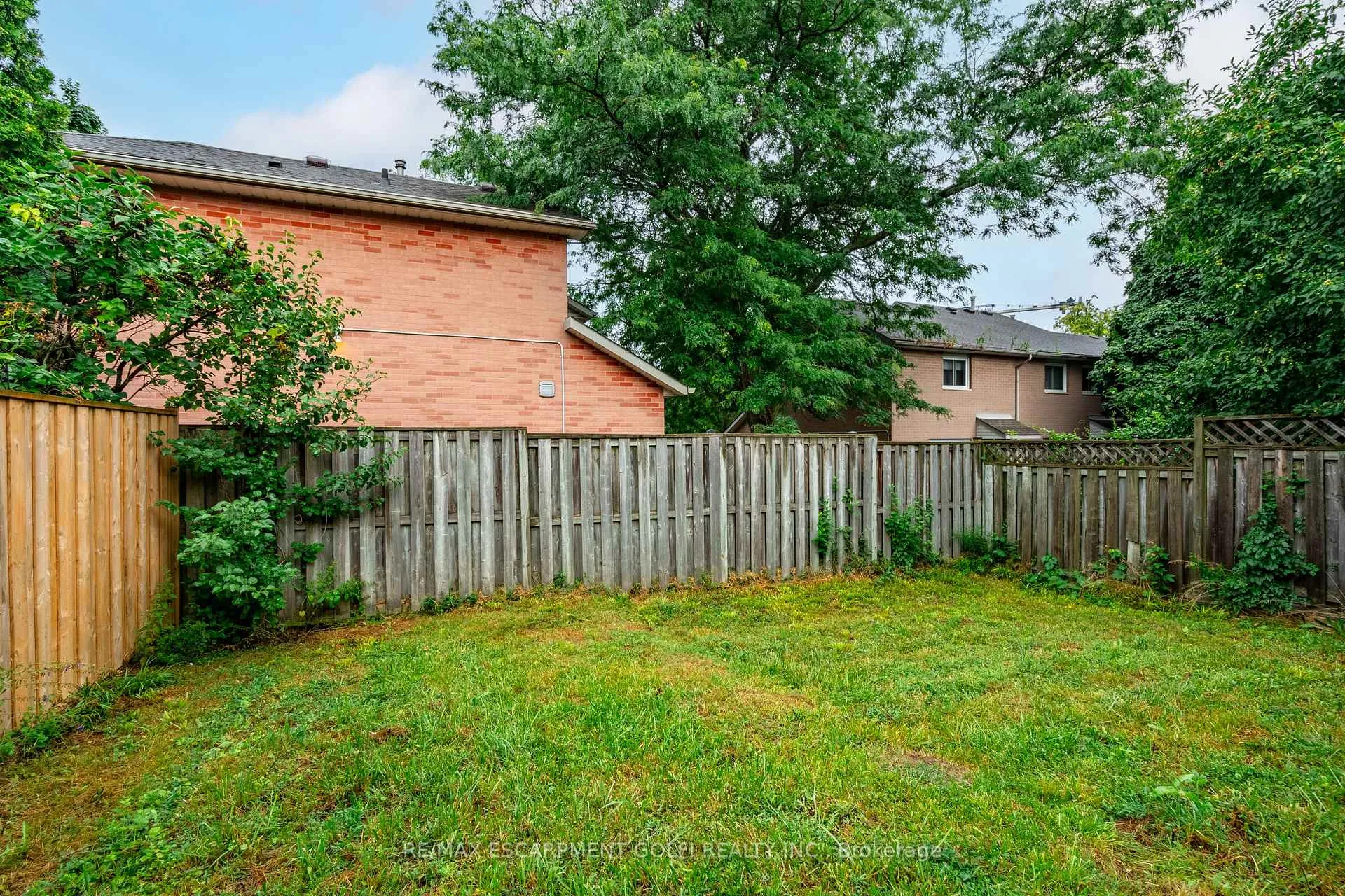 Photo 33 of 707 Acadia Drive, Hamilton, Butler — HOMEH